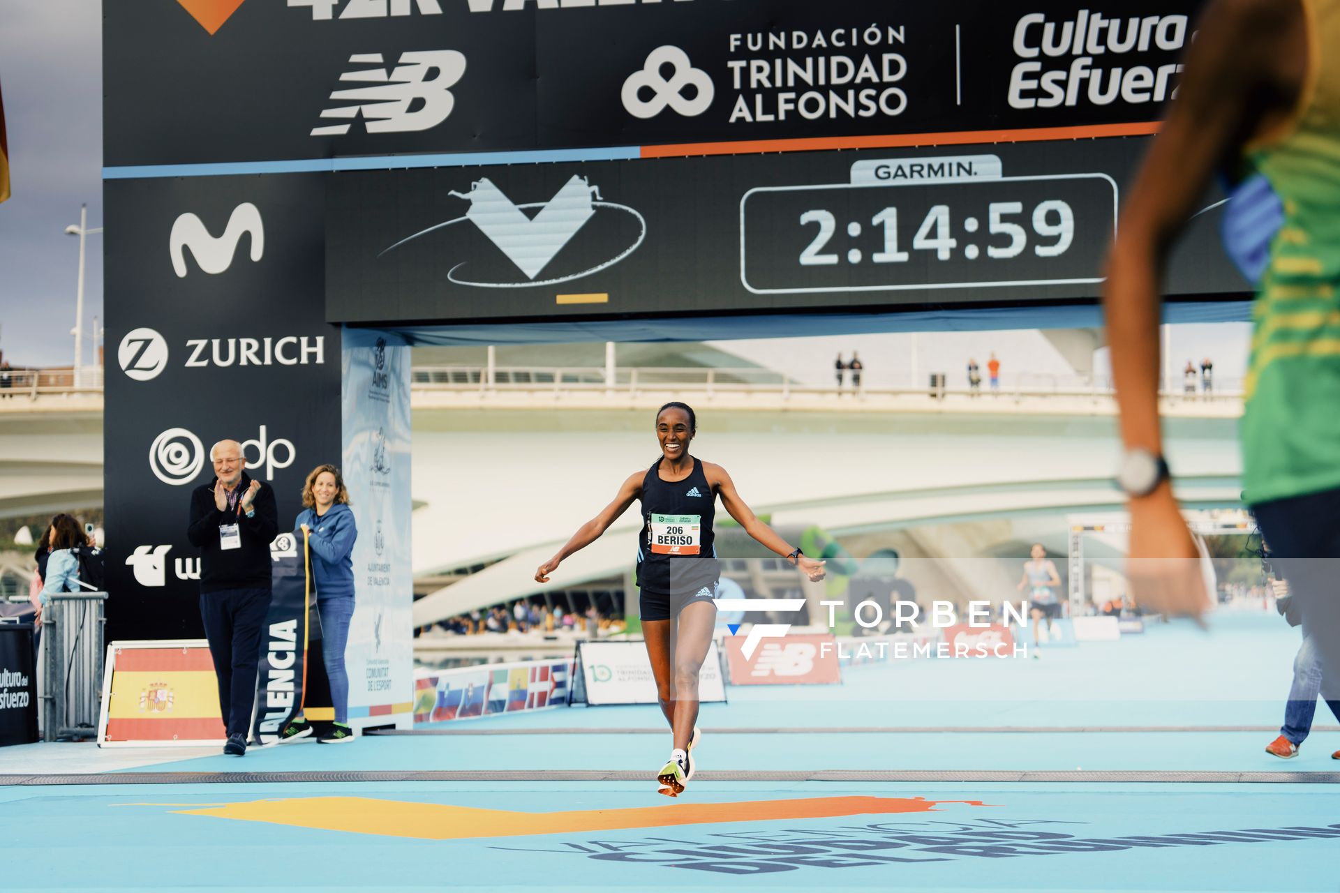 Siegerin der Frauen Amane Beriso Shankule (ETH) am 04.12.2022 beim 42th Valencia Marathon Trinidad Alfonso 2022