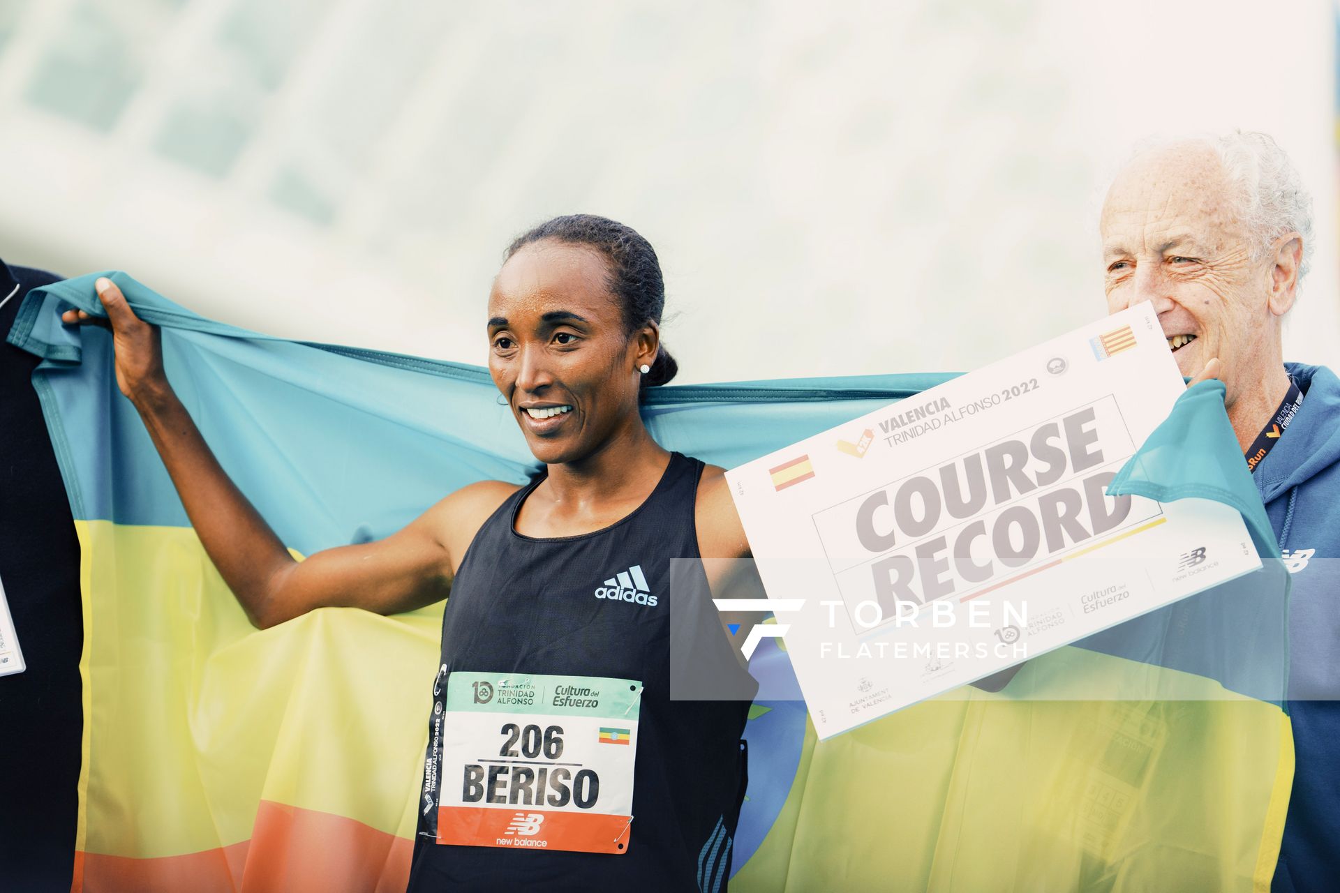 Siegerin der Frauen Amane Beriso Shankule (ETH) am 04.12.2022 beim 42th Valencia Marathon Trinidad Alfonso 2022