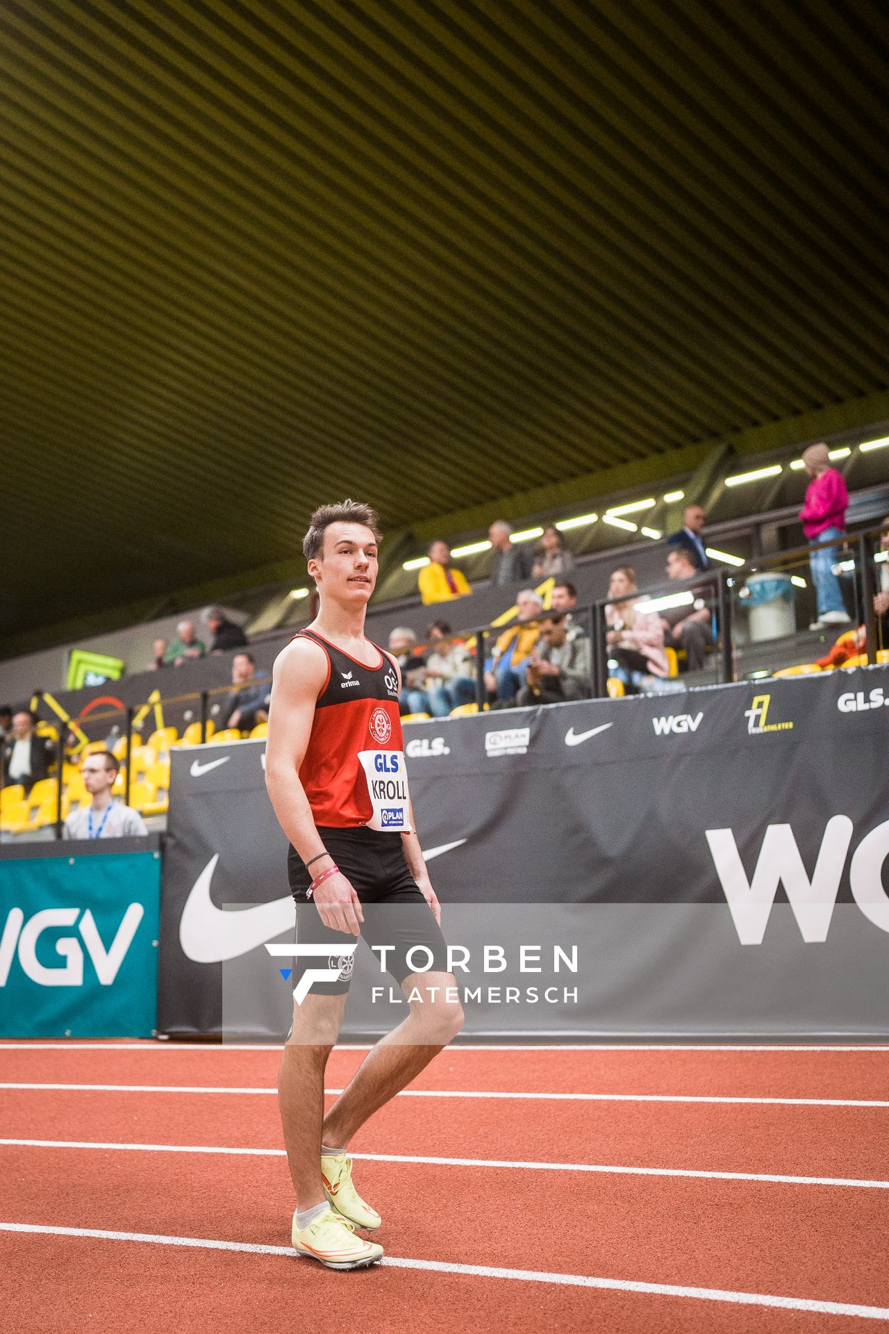 Florian Kroll (LG Osnabrueck) bei den Deutschen Leichtathletik-Hallenmeisterschaften am 18.02.2023 in der Helmut-Koernig-Halle in Dortmund