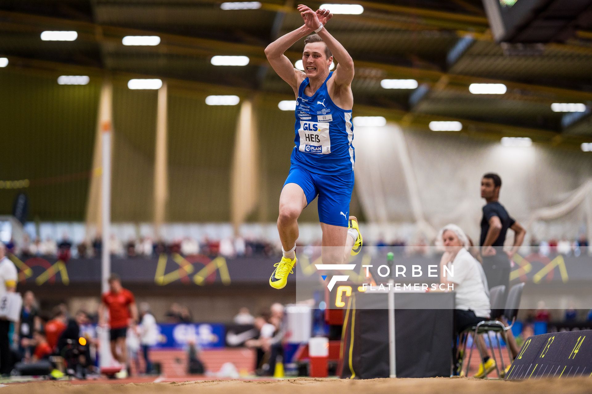 Max Hess (LAC Erdgas Chemnitz) bei den Deutschen Leichtathletik-Hallenmeisterschaften am 18.02.2023 in der Helmut-Koernig-Halle in Dortmund