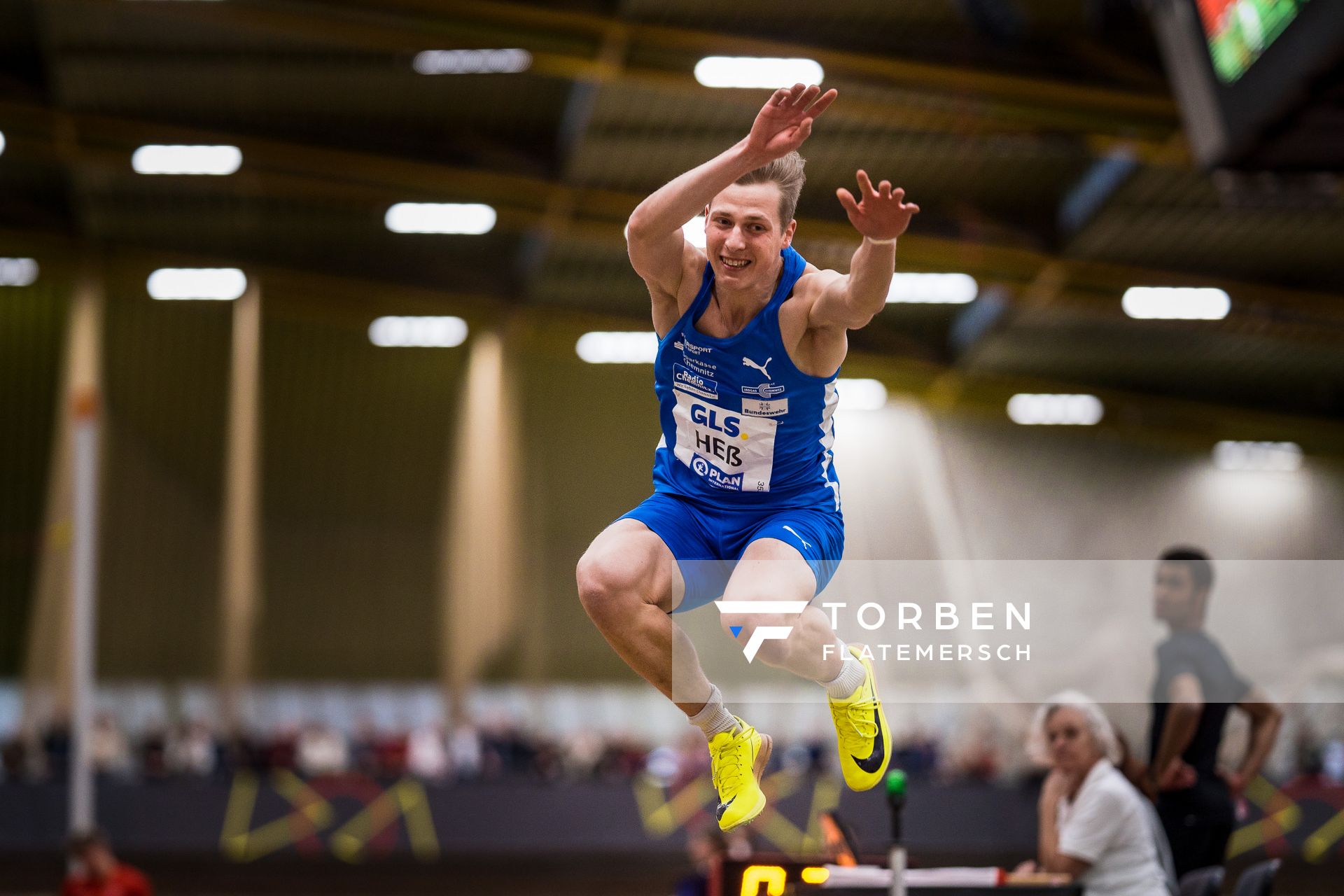 Max Hess (LAC Erdgas Chemnitz) bei den Deutschen Leichtathletik-Hallenmeisterschaften am 18.02.2023 in der Helmut-Koernig-Halle in Dortmund