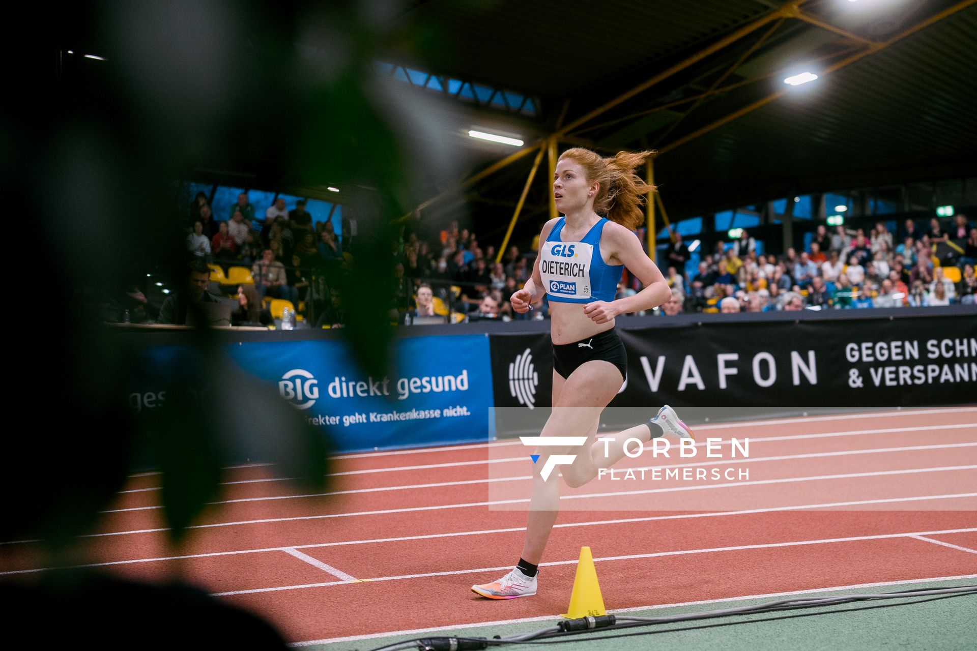 Eva Dieterich (LAV Stadtwerke Tuebingen) bei den Deutschen Leichtathletik-Hallenmeisterschaften am 18.02.2023 in der Helmut-Koernig-Halle in Dortmund