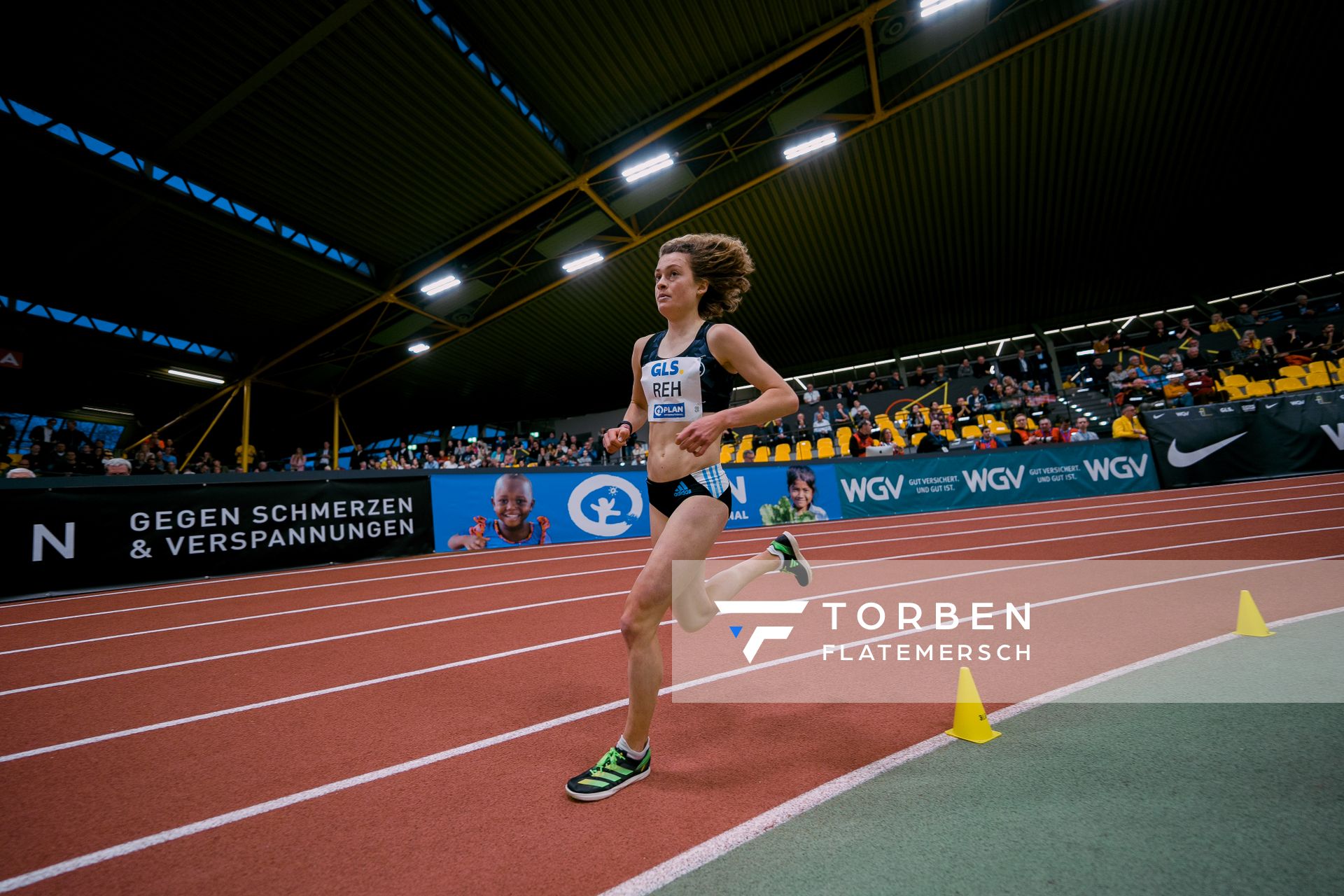 Alina Reh (SCC Berlin) bei den Deutschen Leichtathletik-Hallenmeisterschaften am 18.02.2023 in der Helmut-Koernig-Halle in Dortmund