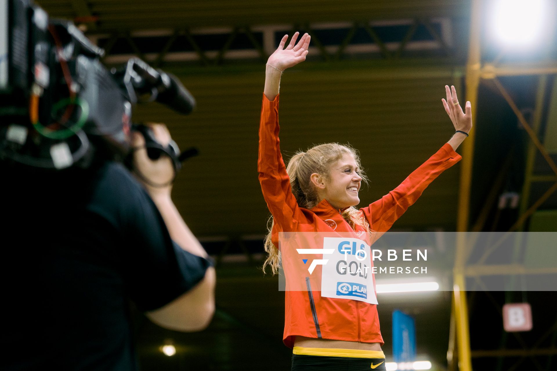 Konstanze Klosterhalfen (TSV Bayer 04 Leverkusen) bei den Deutschen Leichtathletik-Hallenmeisterschaften am 18.02.2023 in der Helmut-Koernig-Halle in Dortmund