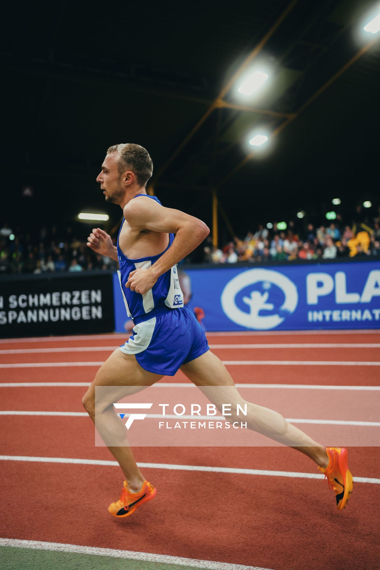 Nils Voigt (TV Wattenscheid 01) bei den Deutschen Leichtathletik-Hallenmeisterschaften am 18.02.2023 in der Helmut-Koernig-Halle in Dortmund