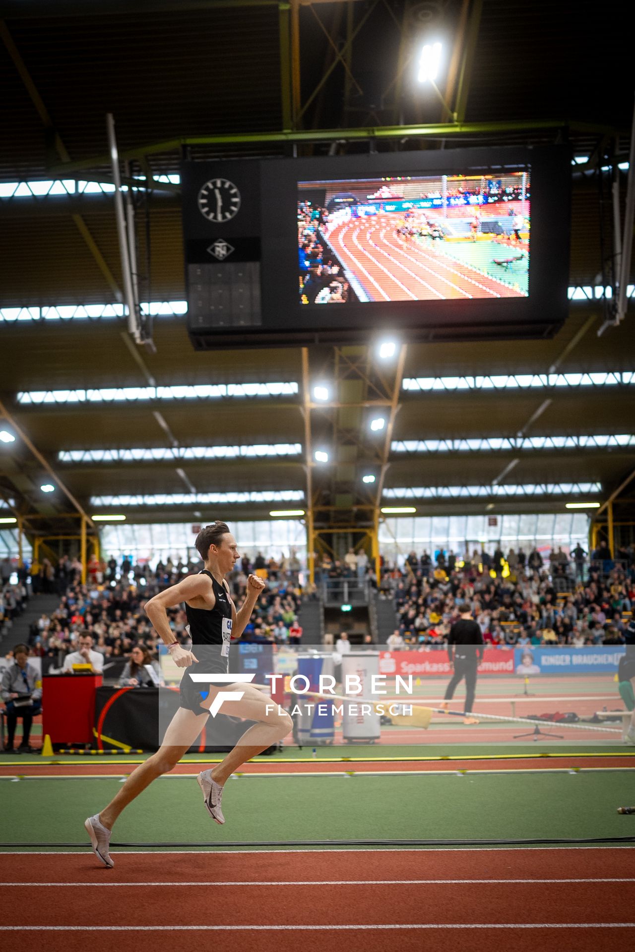 Amos Bartelsmeyer (Eintracht Frankfurt e.V.) bei den Deutschen Leichtathletik-Hallenmeisterschaften am 19.02.2023 in der Helmut-Koernig-Halle in Dortmund