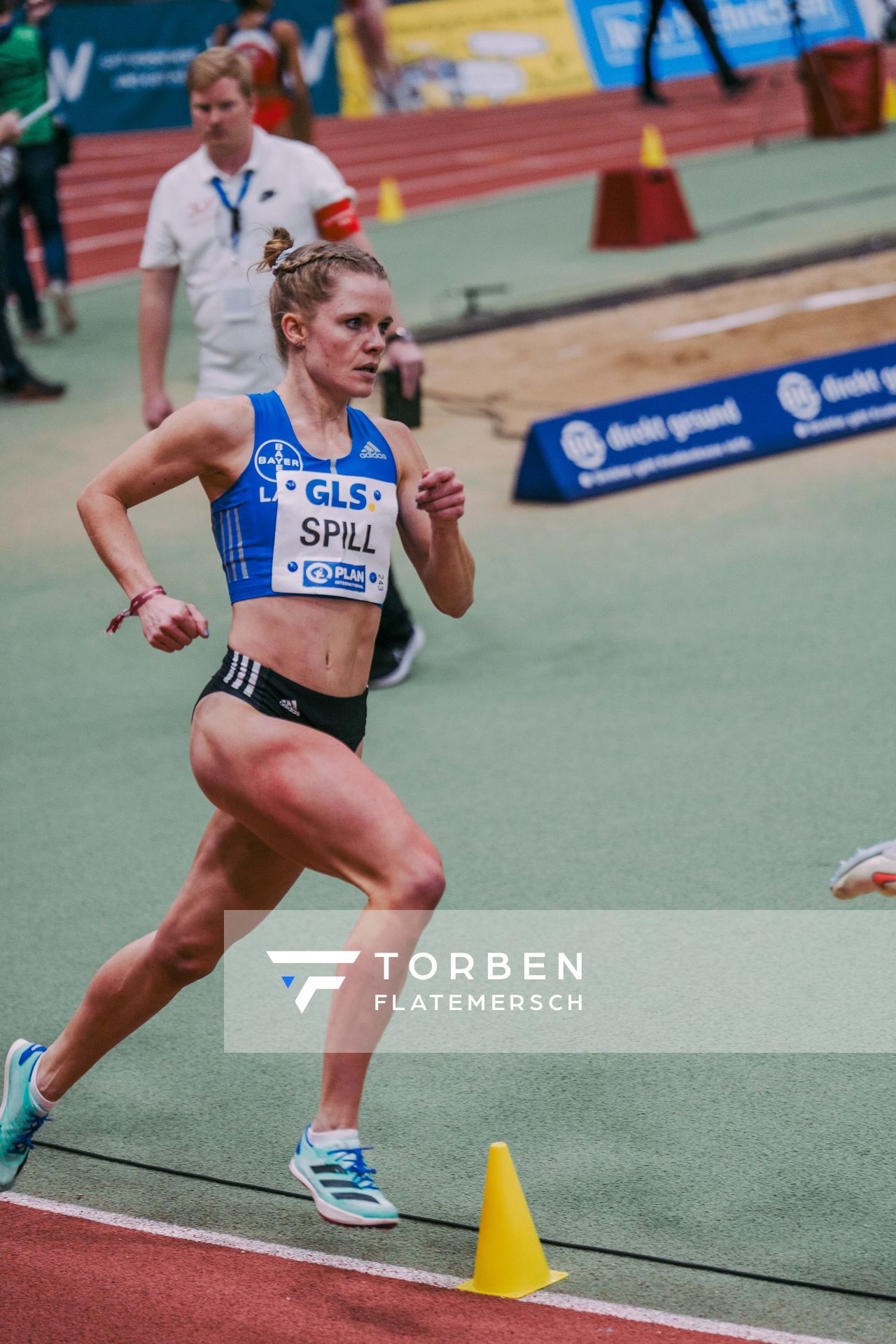 Tanja Spill (LAV Bayer Uerdingen/ Dorm.) bei den Deutschen Leichtathletik-Hallenmeisterschaften am 19.02.2023 in der Helmut-Koernig-Halle in Dortmund