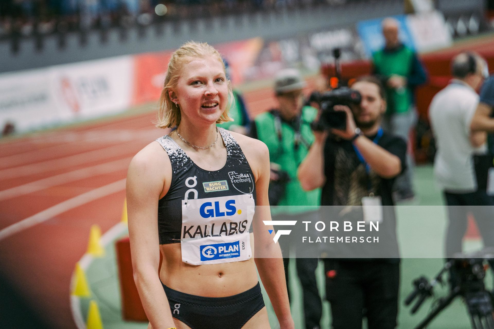 Jolanda Kallabis (FT 1844 Freiburg) bei den Deutschen Leichtathletik-Hallenmeisterschaften am 19.02.2023 in der Helmut-Koernig-Halle in Dortmund
