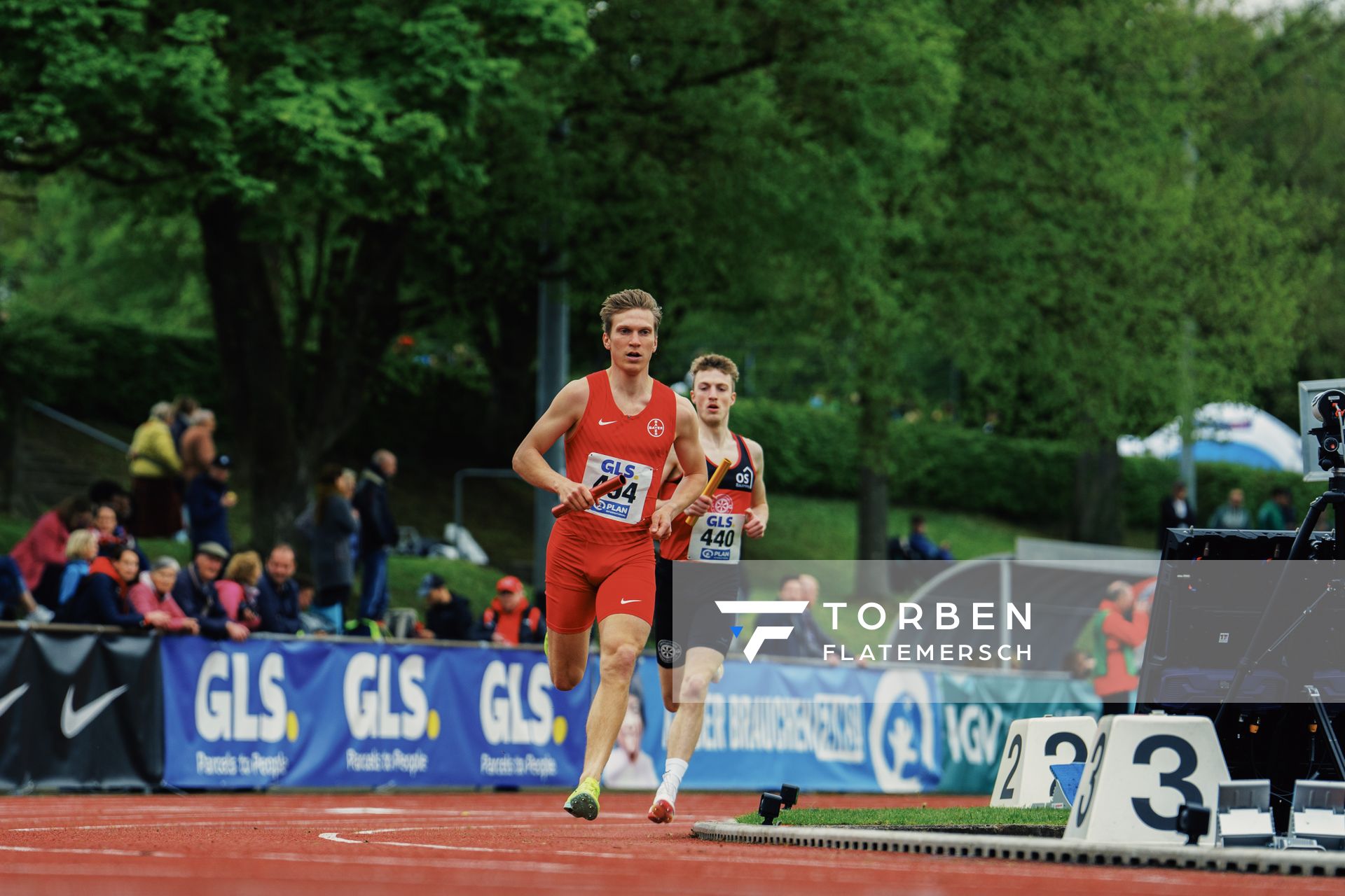 Till Grommisch (TSV Bayer 04 Leverkusen) am 29.04.2023 bei den deutschen Meisterschaften Langstaffel in Bietigheim-Bissingen