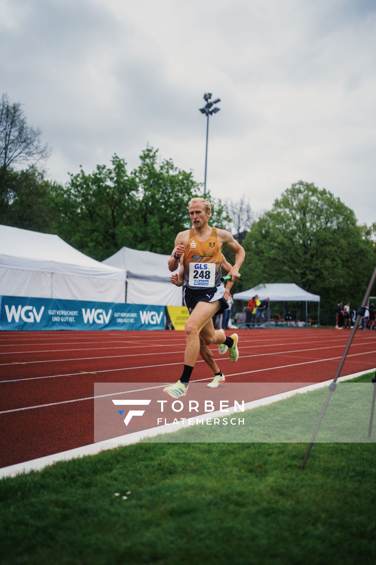 Florian Bremm (LSC Hoechstadt/Aisch) am 29.04.2023 bei den deutschen Meisterschaften Langstaffel in Bietigheim-Bissingen