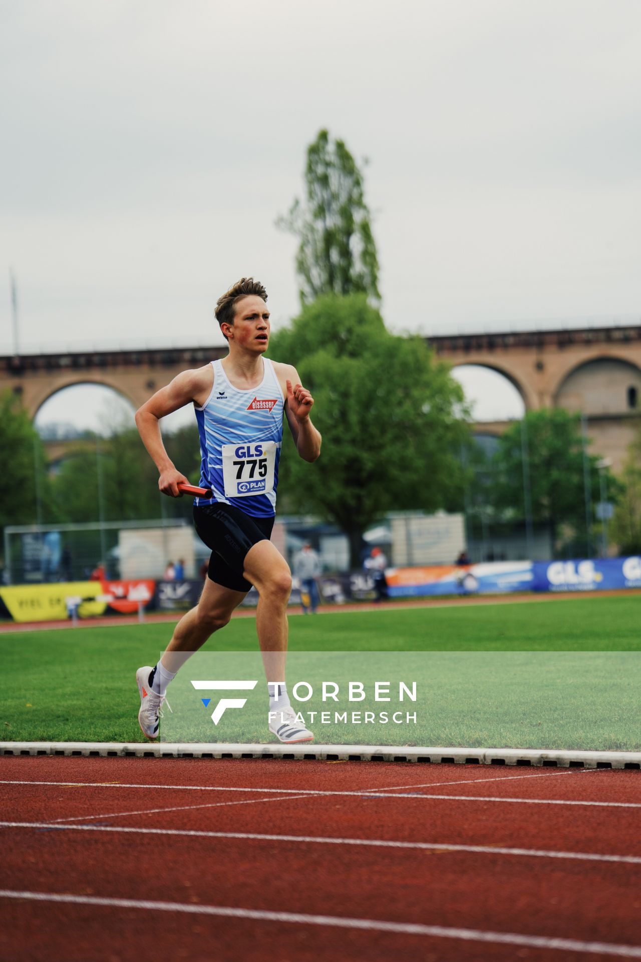 Justus Winkler (VfL Sindelfingen) am 29.04.2023 bei den deutschen Meisterschaften Langstaffel in Bietigheim-Bissingen