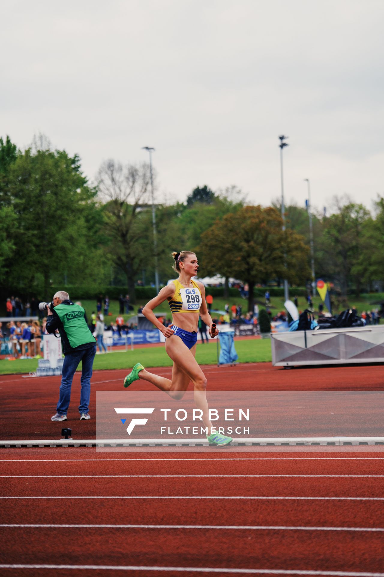 Marie Burchard (StG ATK-Koenigstein-Gross Gerau) am 29.04.2023 bei den deutschen Meisterschaften Langstaffel in Bietigheim-Bissingen