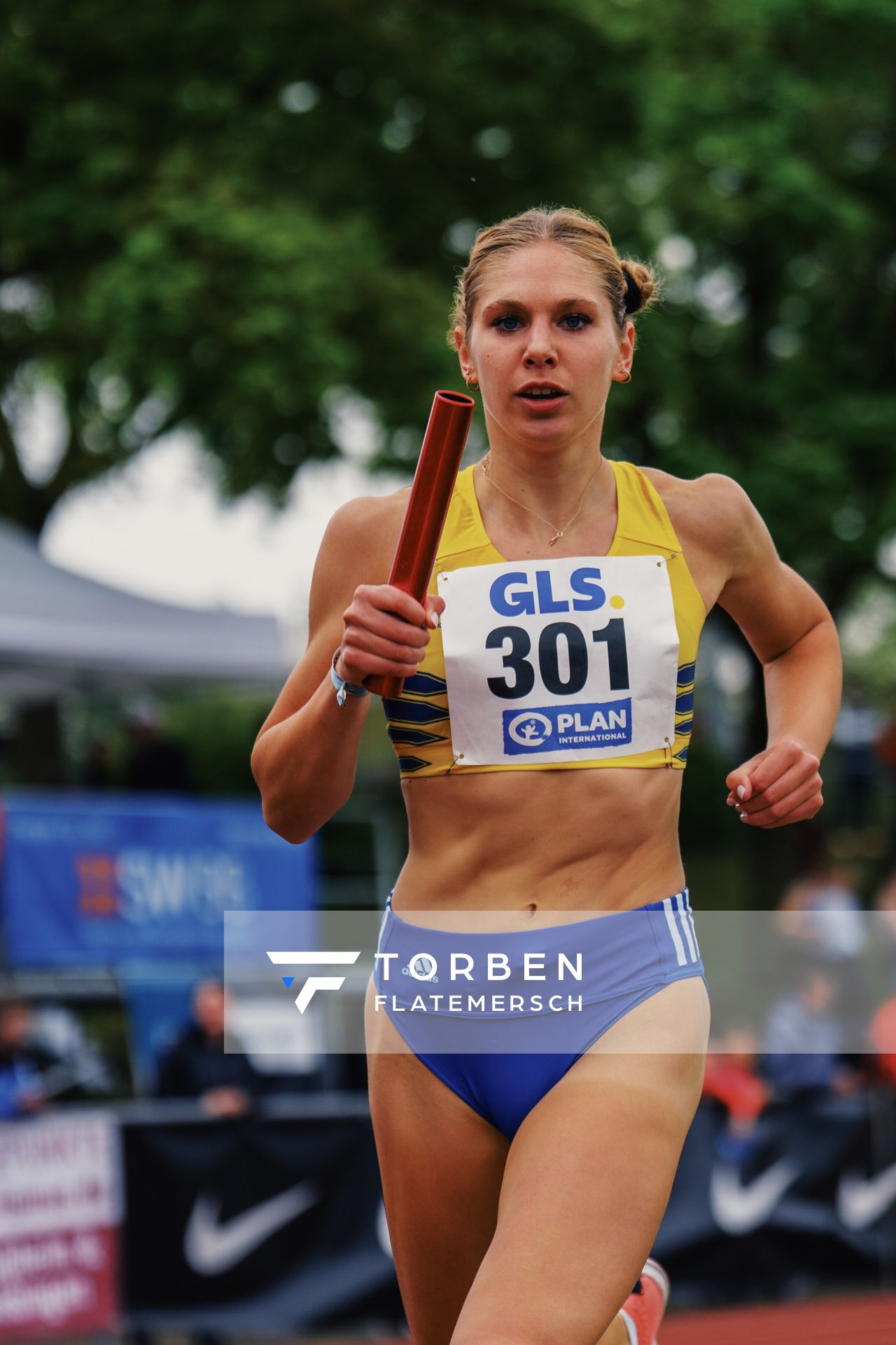 Sophia Wolf (StG ATK-Koenigstein-Gross Gerau) am 29.04.2023 bei den deutschen Meisterschaften Langstaffel in Bietigheim-Bissingen