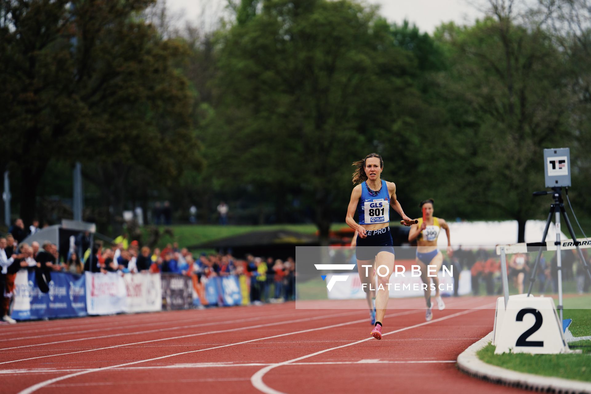 Hanna Klein (LAV Stadtwerke Tuebingen) am 29.04.2023 bei den deutschen Meisterschaften Langstaffel in Bietigheim-Bissingen