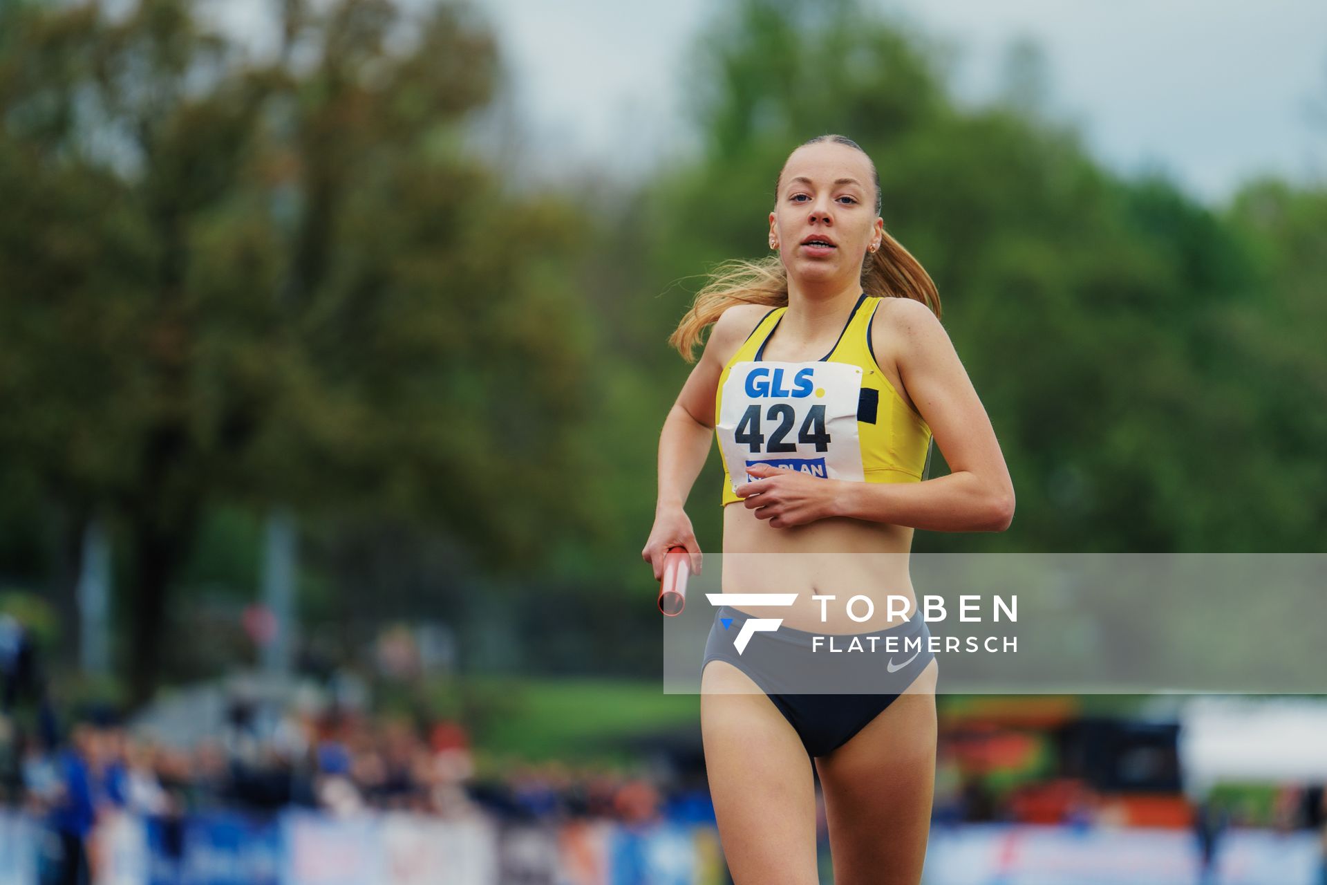 Carolin Hinrichs (VfL Loeningen) am 29.04.2023 bei den deutschen Meisterschaften Langstaffel in Bietigheim-Bissingen
