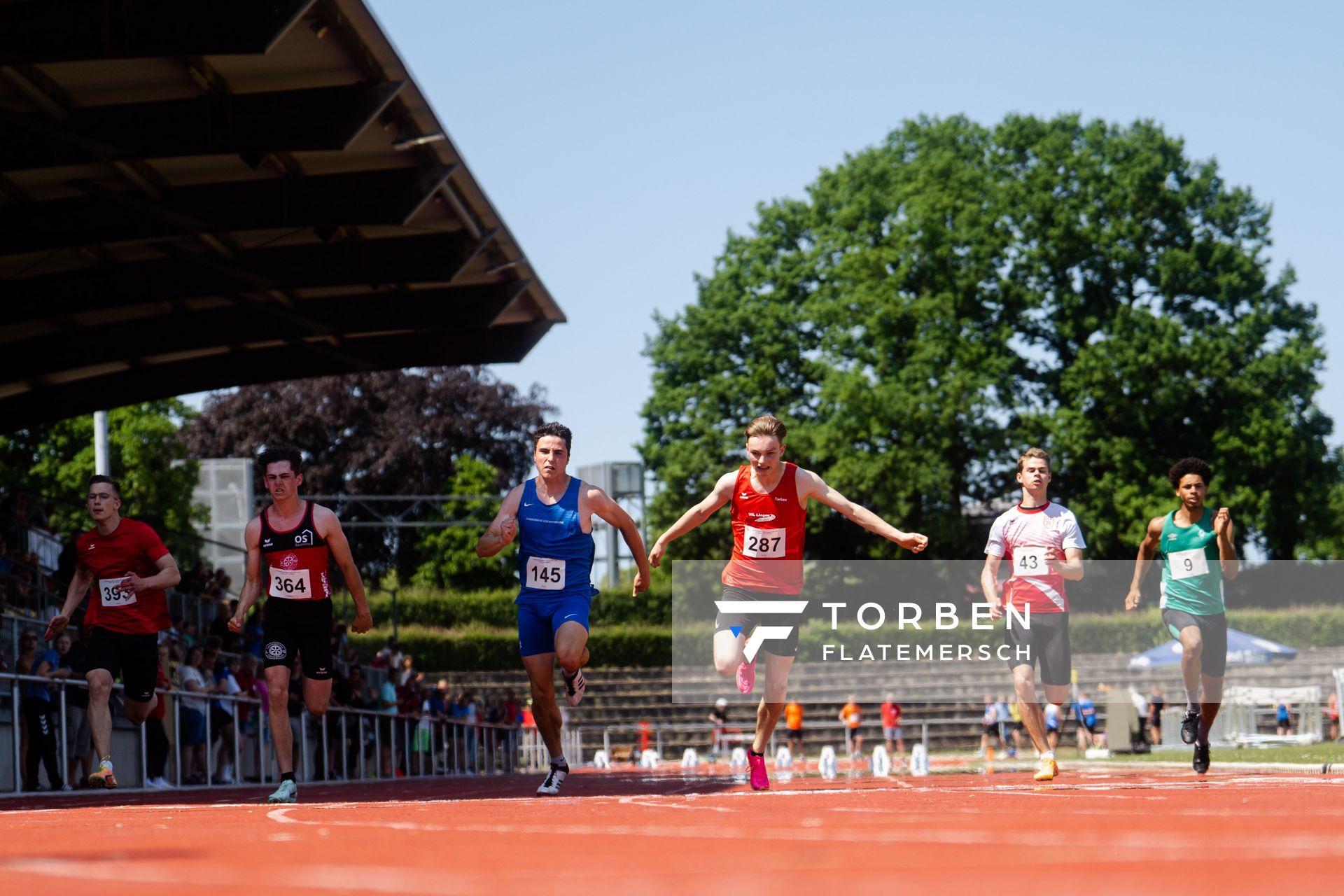Finn Duda (LG Osterode), Elias Crystalla (LG Osnabrueck), Paul Biebl (Garbsener SC), Torben Lillie (VfL Lingen), Coord Goeken (MTV Aurich), Pharell Okoduwa (SV Werder Bremen) am 10.06.2023 waehrend den NLV + BLV U20/U16 Landesmeisterschaften im Stadion Berliner Ring in Verden