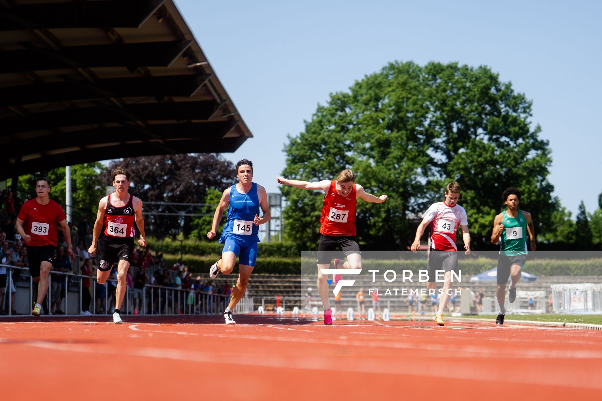 Finn Duda (LG Osterode), Elias Crystalla (LG Osnabrueck), Paul Biebl (Garbsener SC), Torben Lillie (VfL Lingen), Coord Goeken (MTV Aurich), Pharell Okoduwa (SV Werder Bremen) am 10.06.2023 waehrend den NLV + BLV U20/U16 Landesmeisterschaften im Stadion Berliner Ring in Verden