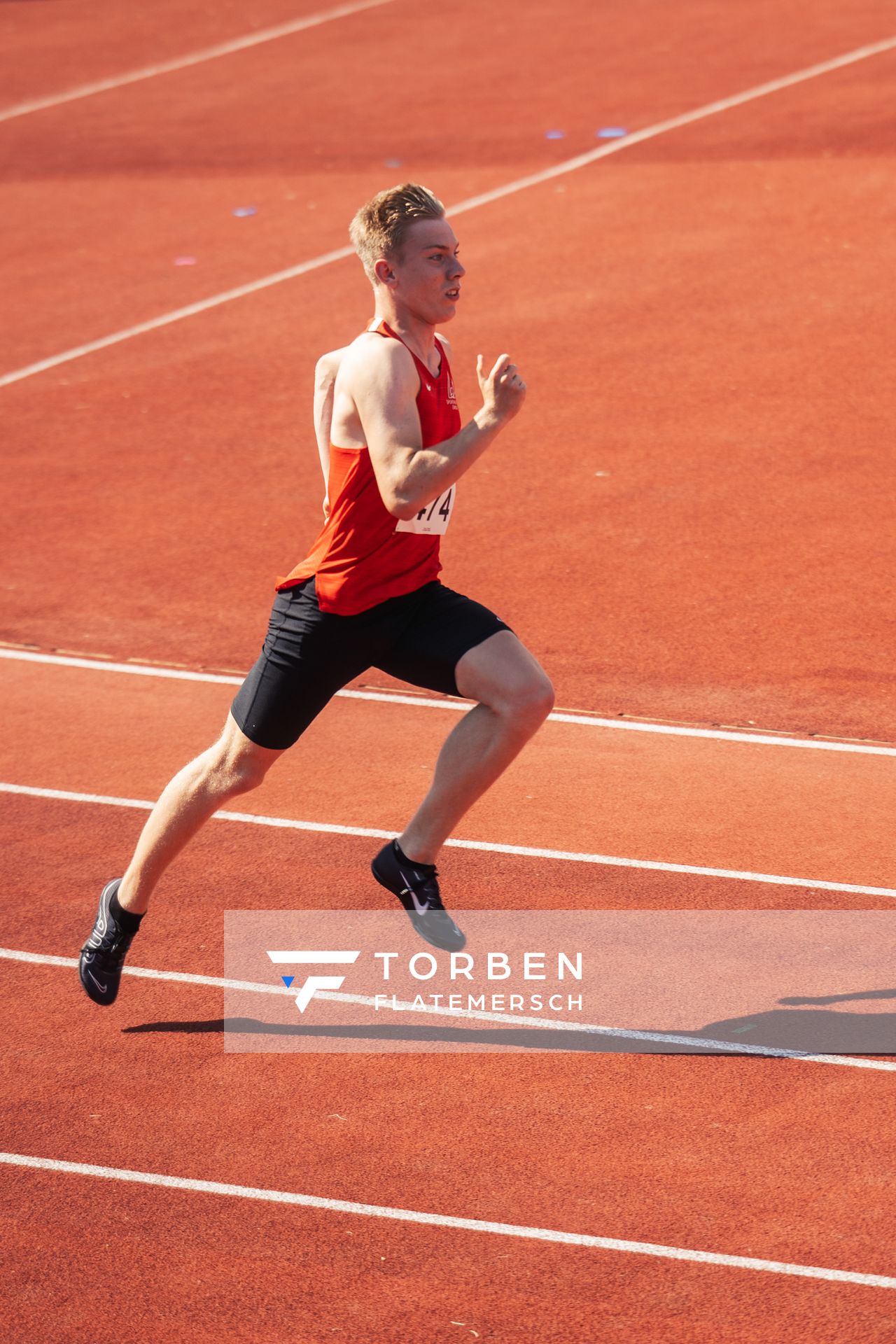 Thorben Finke (SV Sigiltra Soegel) ueber 400m am 10.06.2023 waehrend den NLV + BLV U20/U16 Landesmeisterschaften im Stadion Berliner Ring in Verden