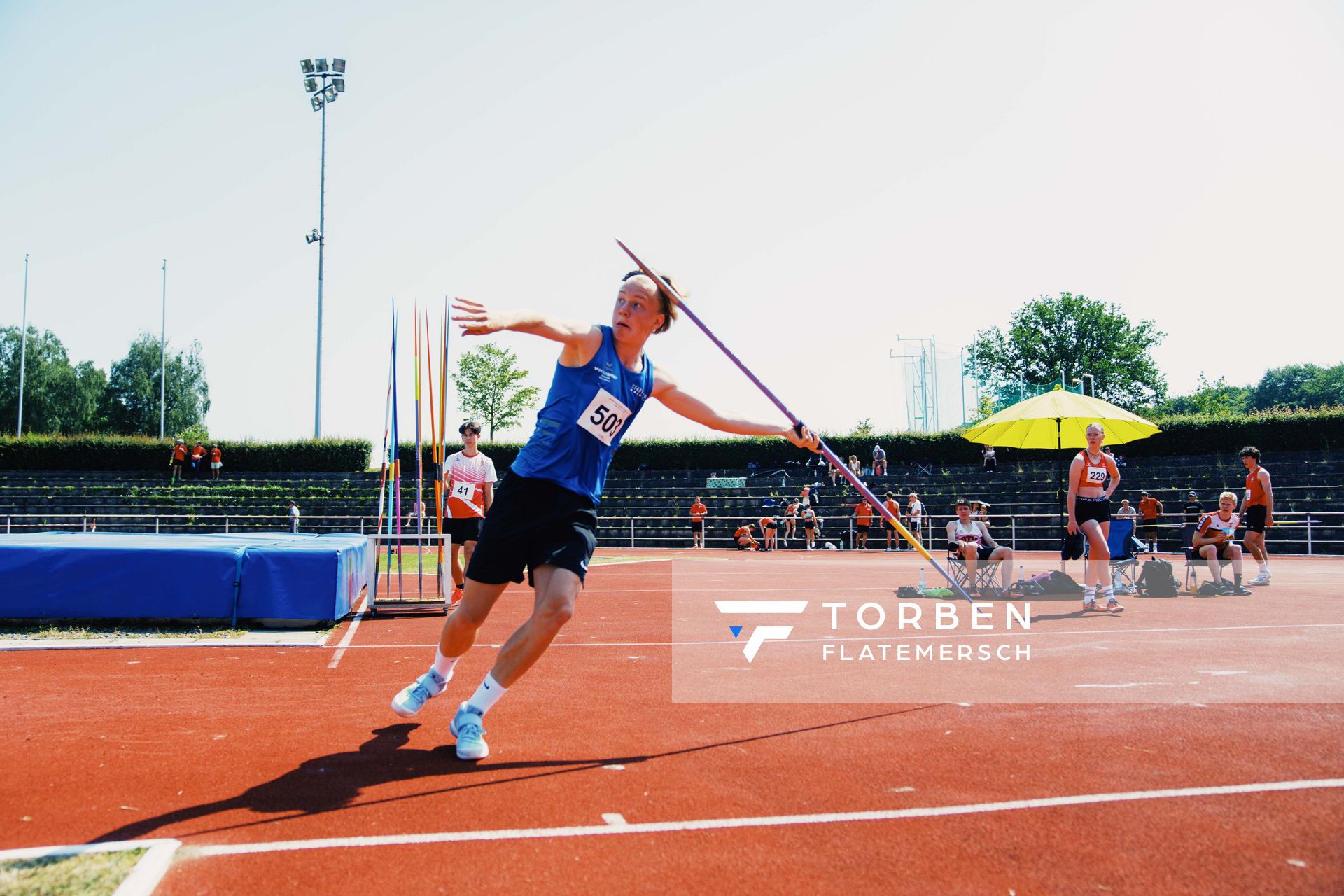 Mika Funck (TV Jahn Walsrode) beim Speerwurf am 11.06.2023 waehrend den NLV + BLV U20/U16 Landesmeisterschaften im Stadion Berliner Ring in Verden