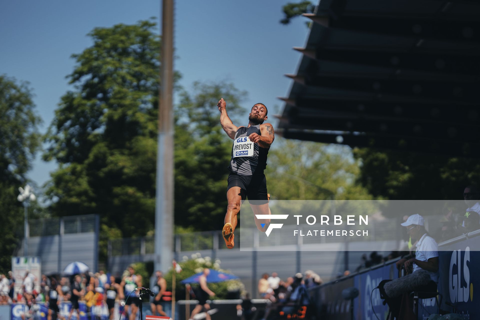 Arthur Prevost (FRA/Frankreich) im Weitsprung am 17.06.2023 beim Stadtwerke Ratingen Mehrkampf-Meeting im Stadion am Stadionring in Ratingen