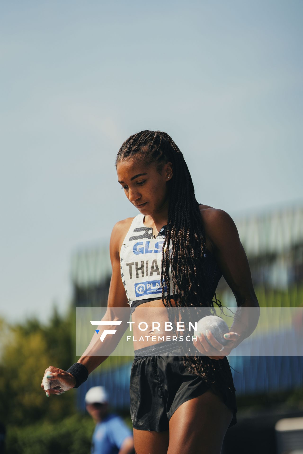 Nafissatou Thiam (BEL/Belgien) beim Kugelstoßen am 17.06.2023 beim Stadtwerke Ratingen Mehrkampf-Meeting im Stadion am Stadionring in Ratingen