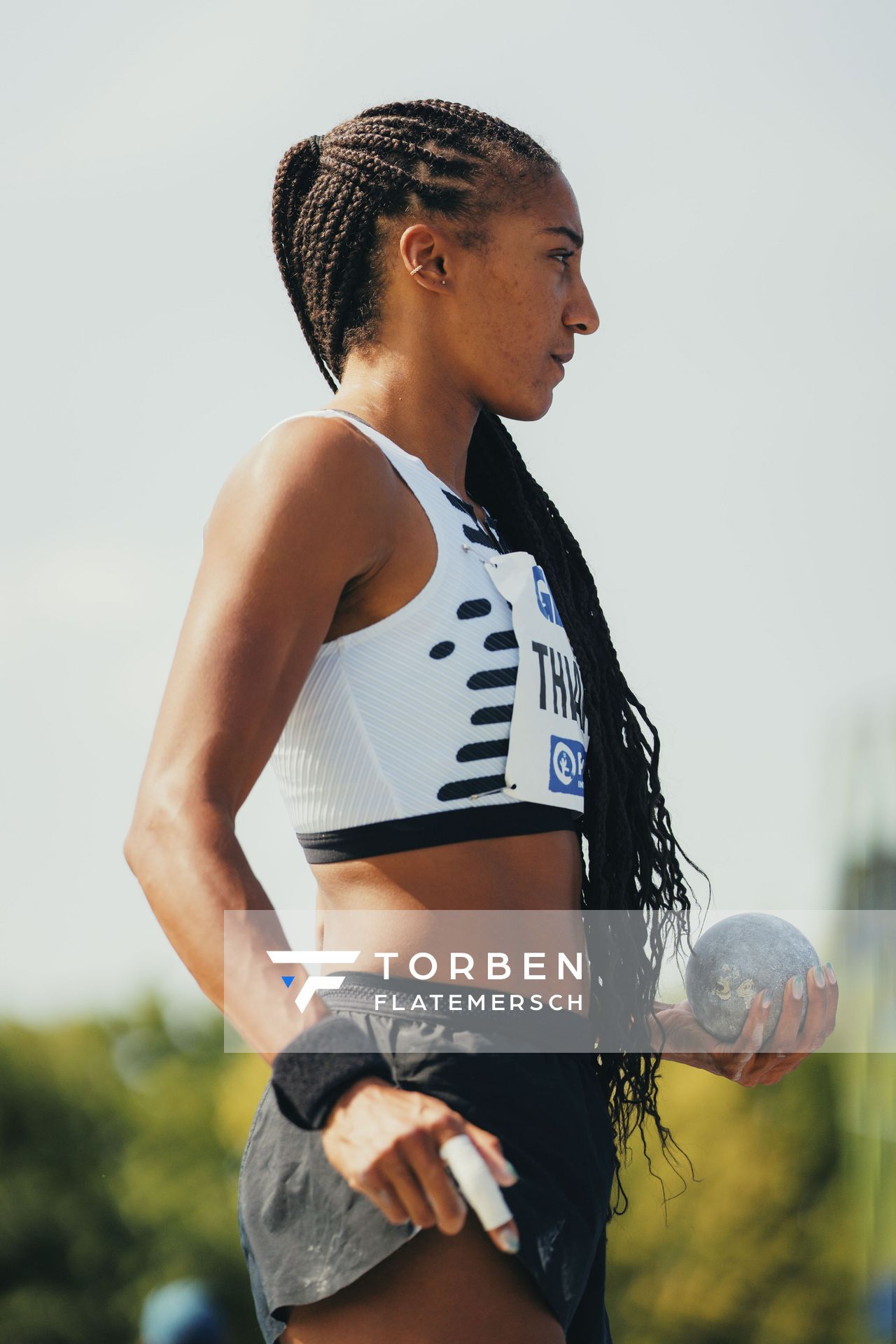 Nafissatou Thiam (BEL/Belgien) beim Kugelstoßen am 17.06.2023 beim Stadtwerke Ratingen Mehrkampf-Meeting im Stadion am Stadionring in Ratingen