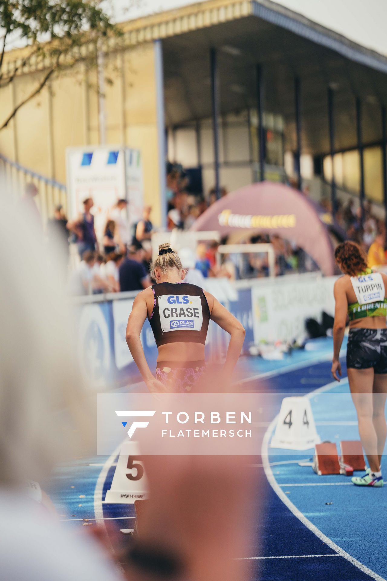 Taneille Crase (AUS/Australien) ueber 200m am 17.06.2023 beim Stadtwerke Ratingen Mehrkampf-Meeting im Stadion am Stadionring in Ratingen