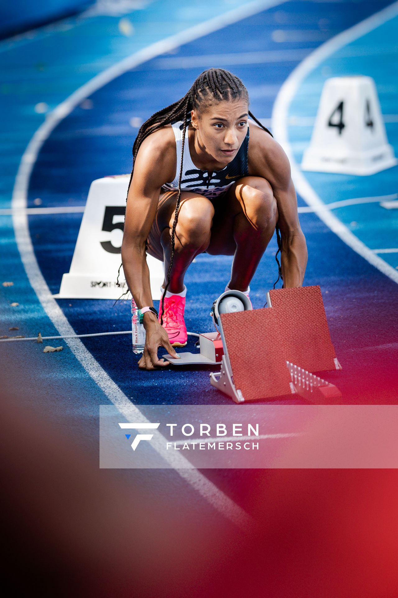 Nafissatou Thiam (BEL/Belgien) ueber 200m am 17.06.2023 beim Stadtwerke Ratingen Mehrkampf-Meeting im Stadion am Stadionring in Ratingen