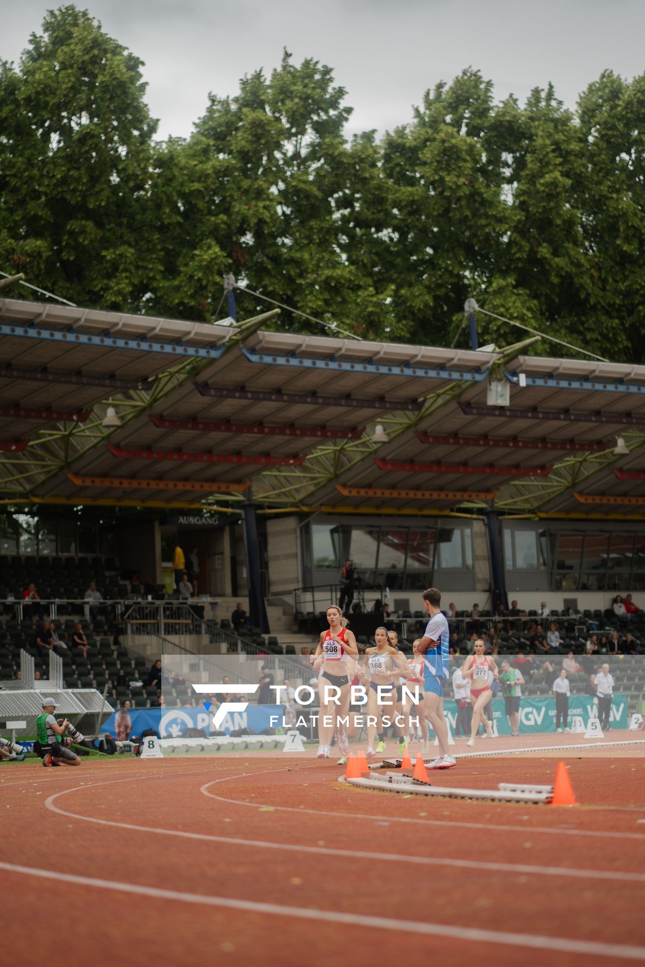 Lina Hanich (LC Paderborn), Lara Tortell (Athletics Team Karben) am 01.07.2023 waehrend den deutschen U23 Leichtathletik-Meisterschaften im Jahnstadion in Göttingen