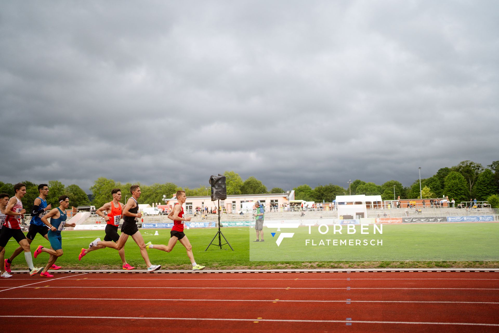 Noah Loeser (Berlin Track Club), Felix Ebel (Emder Laufgemeinschaft), Benjamin Dern (Silvesterlauf Trier), Constantin Carls (TSV Bayer 04 Leverkusen) am 01.07.2023 waehrend den deutschen U23 Leichtathletik-Meisterschaften im Jahnstadion in Göttingen