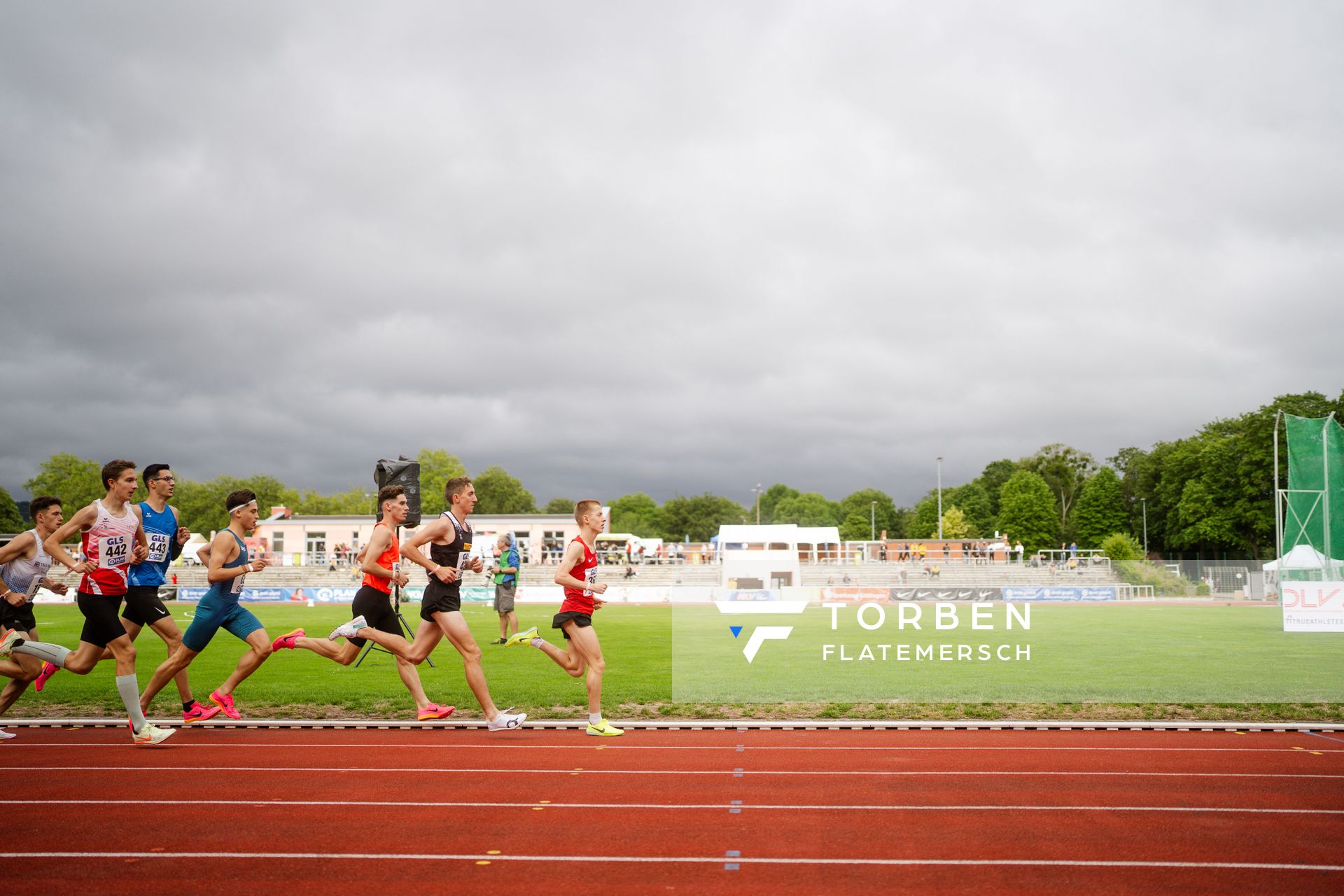 Noah Loeser (Berlin Track Club), Felix Ebel (Emder Laufgemeinschaft), Benjamin Dern (Silvesterlauf Trier), Constantin Carls (TSV Bayer 04 Leverkusen) am 01.07.2023 waehrend den deutschen U23 Leichtathletik-Meisterschaften im Jahnstadion in Göttingen