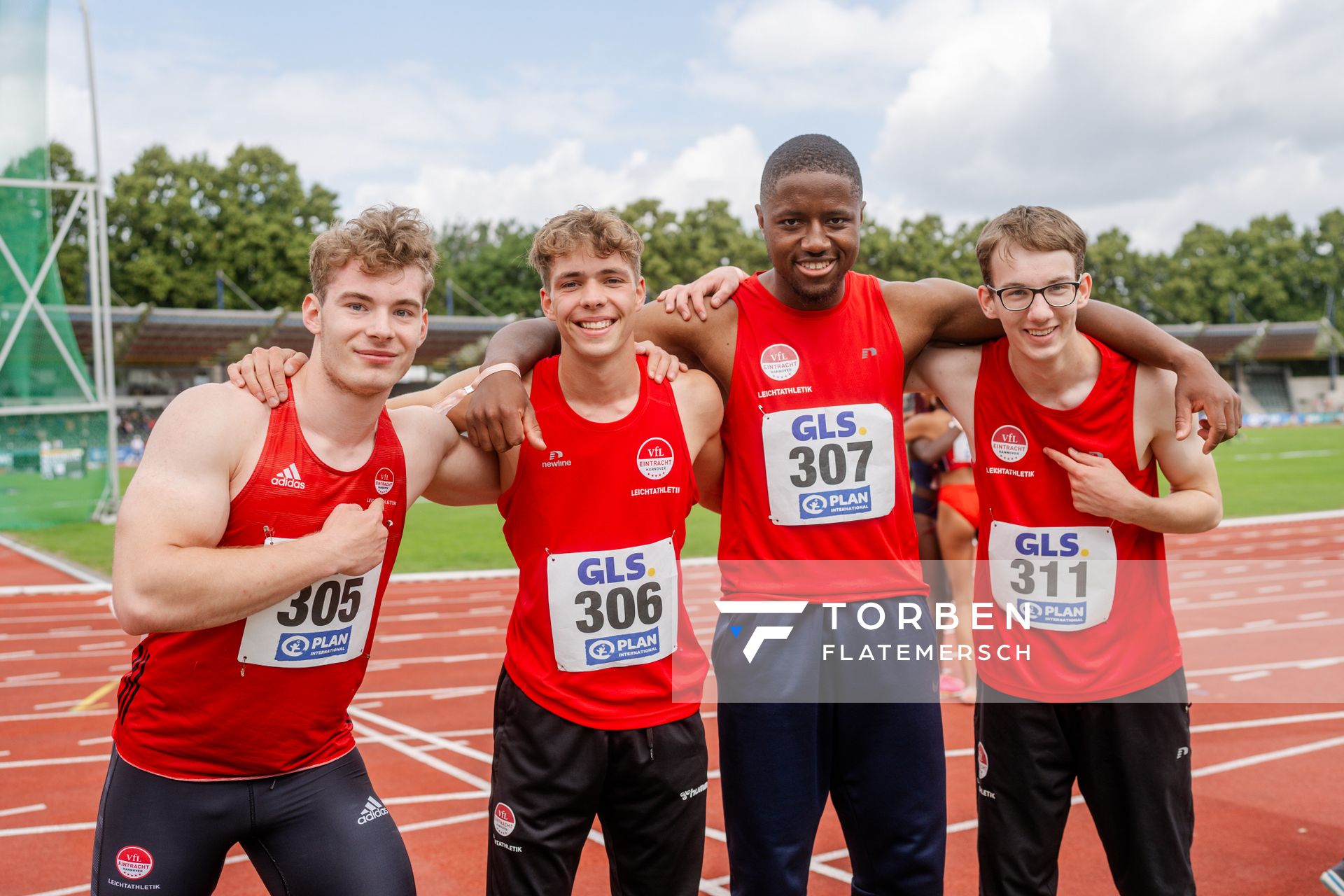 Frederik Postler (VfL Eintracht Hannover), Fabio Borchardt (VfL Eintracht Hannover), Fawzane Salifou (VfL Eintracht Hannover), Phil Halfmann (VfL Eintracht Hannover) am 02.07.2023 waehrend den deutschen U23 Leichtathletik-Meisterschaften im Jahnstadion in Göttingen