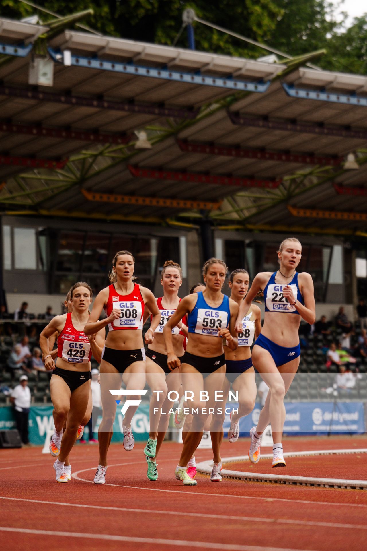 Lucia Sturm (TSV Moselfeuer Lehmen), Lina Hanich (LC Paderborn),  Smilla Kolbe (VfL Eintracht Hannover), Laura Wilhelm (LAV Stadtwerke Tuebingen) am 02.07.2023 waehrend den deutschen U23 Leichtathletik-Meisterschaften im Jahnstadion in Göttingen