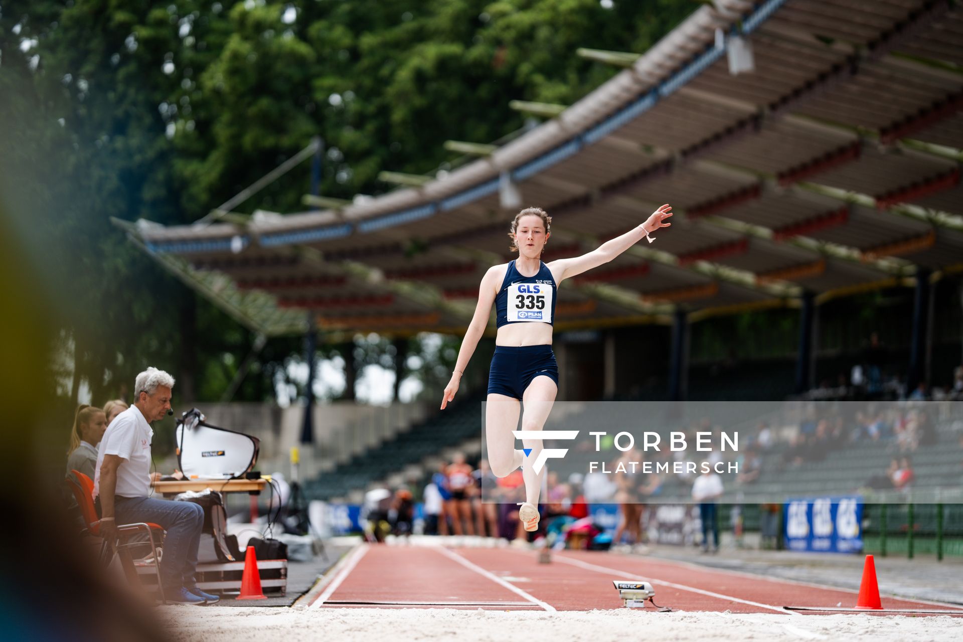 Enie Dangelmaier (LAZ Rhede) am 02.07.2023 waehrend den deutschen U23 Leichtathletik-Meisterschaften im Jahnstadion in Göttingen