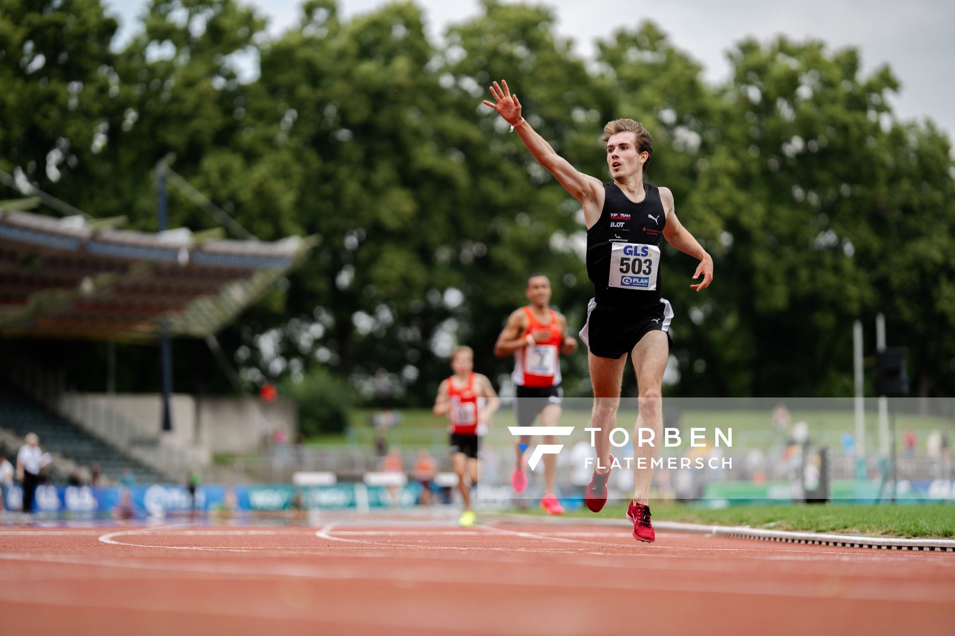 Robin Mueller (LC Top Team Thueringen) ueber 3000m Hindernis am 02.07.2023 waehrend den deutschen U23 Leichtathletik-Meisterschaften im Jahnstadion in Göttingen