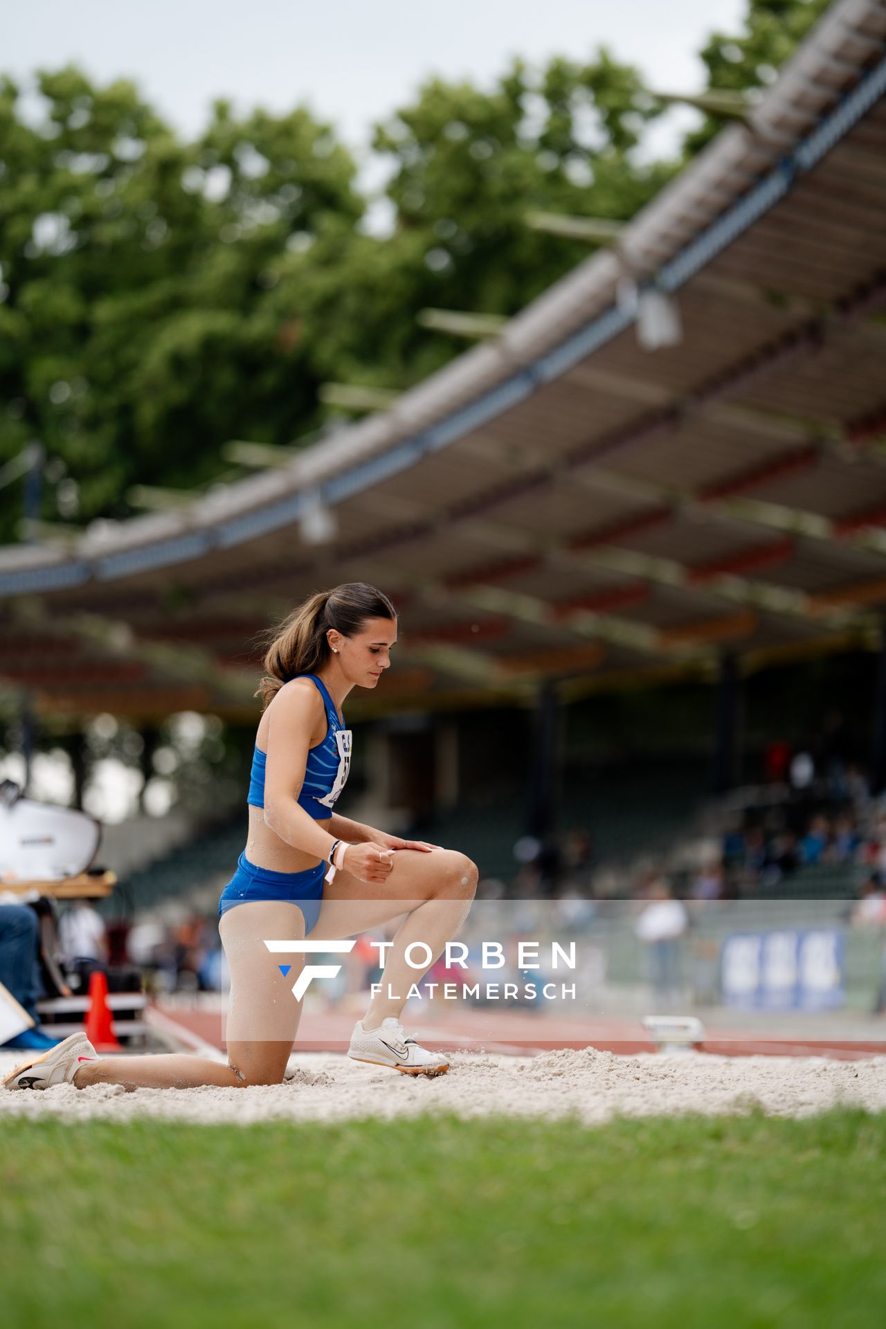 Pia Messing (TV Gladbeck 1912) am 02.07.2023 waehrend den deutschen U23 Leichtathletik-Meisterschaften im Jahnstadion in Göttingen