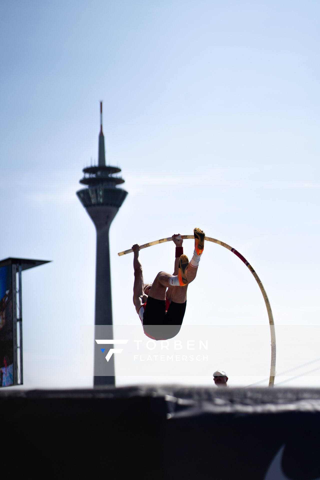 Till Marburger (LG Olympia Dortmund) beim Stabhochsprung der Deutschen Leichtathletik-Meisterschaften im Rahmen der Finals 2023 Rhein-Ruhr am 07.07.2023 am Rheinufer in Duesseldorf