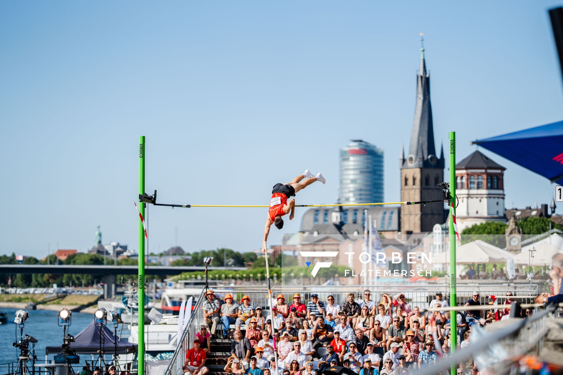 Gillian Ladwig (Schweriner SC) beim Stabhochsprung der Deutschen Leichtathletik-Meisterschaften im Rahmen der Finals 2023 Rhein-Ruhr am 07.07.2023 am Rheinufer in Duesseldorf