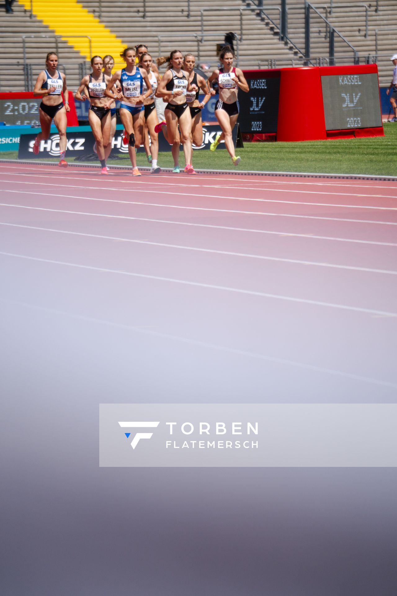 Katharina Trost (LG Stadtwerke Muenchen), Verena Meisl (TV Wattenscheid 01), Antje Pfueller (SCC Berlin), Sandra Teller (Post-Sportverein Trier), Sarah Schmitz (ASV Koeln) während der 113. Deutschen Leichtathletik-Meisterschaften am 08.07.2023 im Auestadion in Kassel