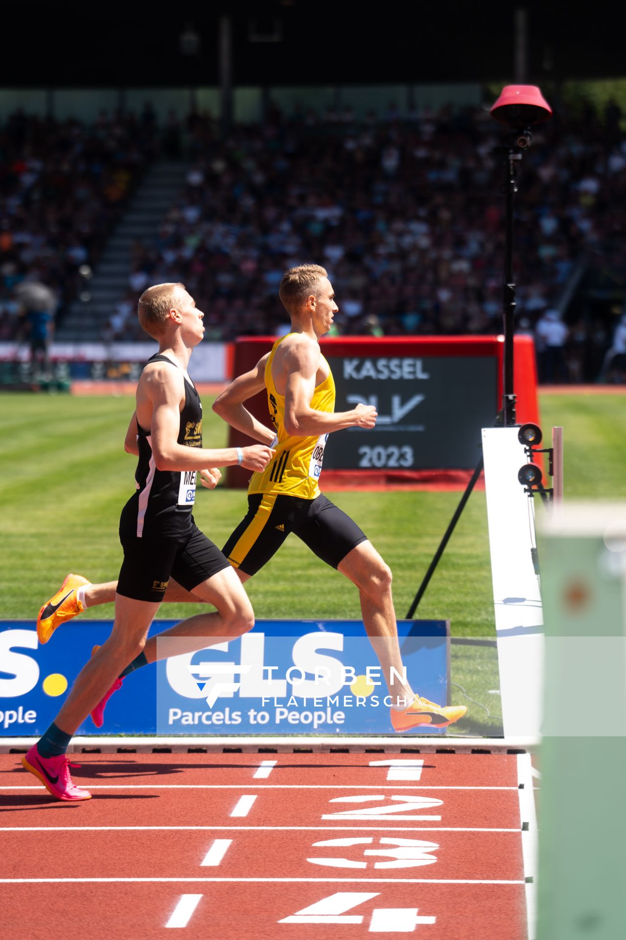Luis Oberbeck (LG Goettingen), Emil Meggle (LG Stadtwerke Muenchen)während der 113. Deutschen Leichtathletik-Meisterschaften am 08.07.2023 im Auestadion in Kassel