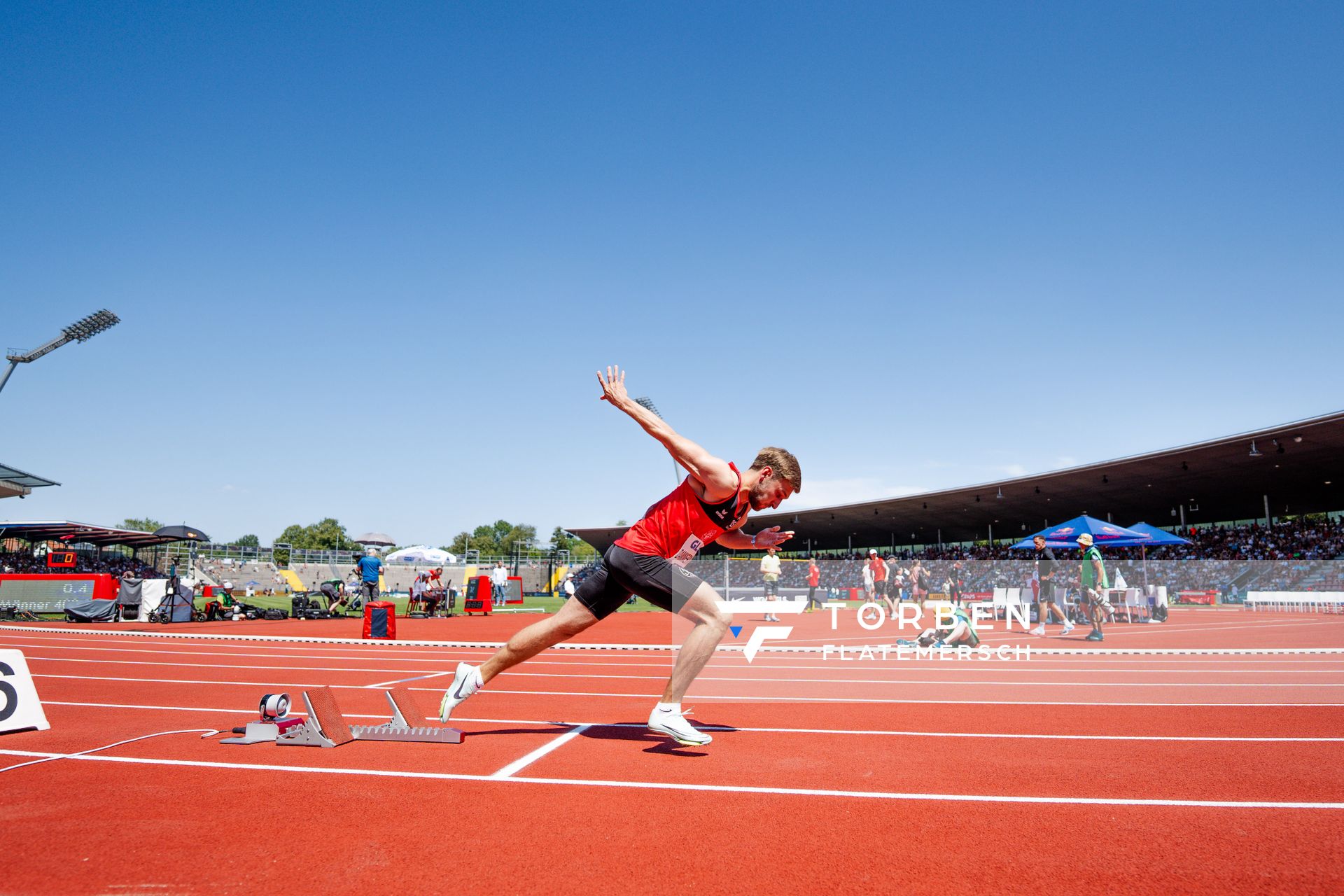 Fabian Dammermann (LG Osnabrueck) ueber 400m während der 113. Deutschen Leichtathletik-Meisterschaften am 08.07.2023 im Auestadion in Kassel