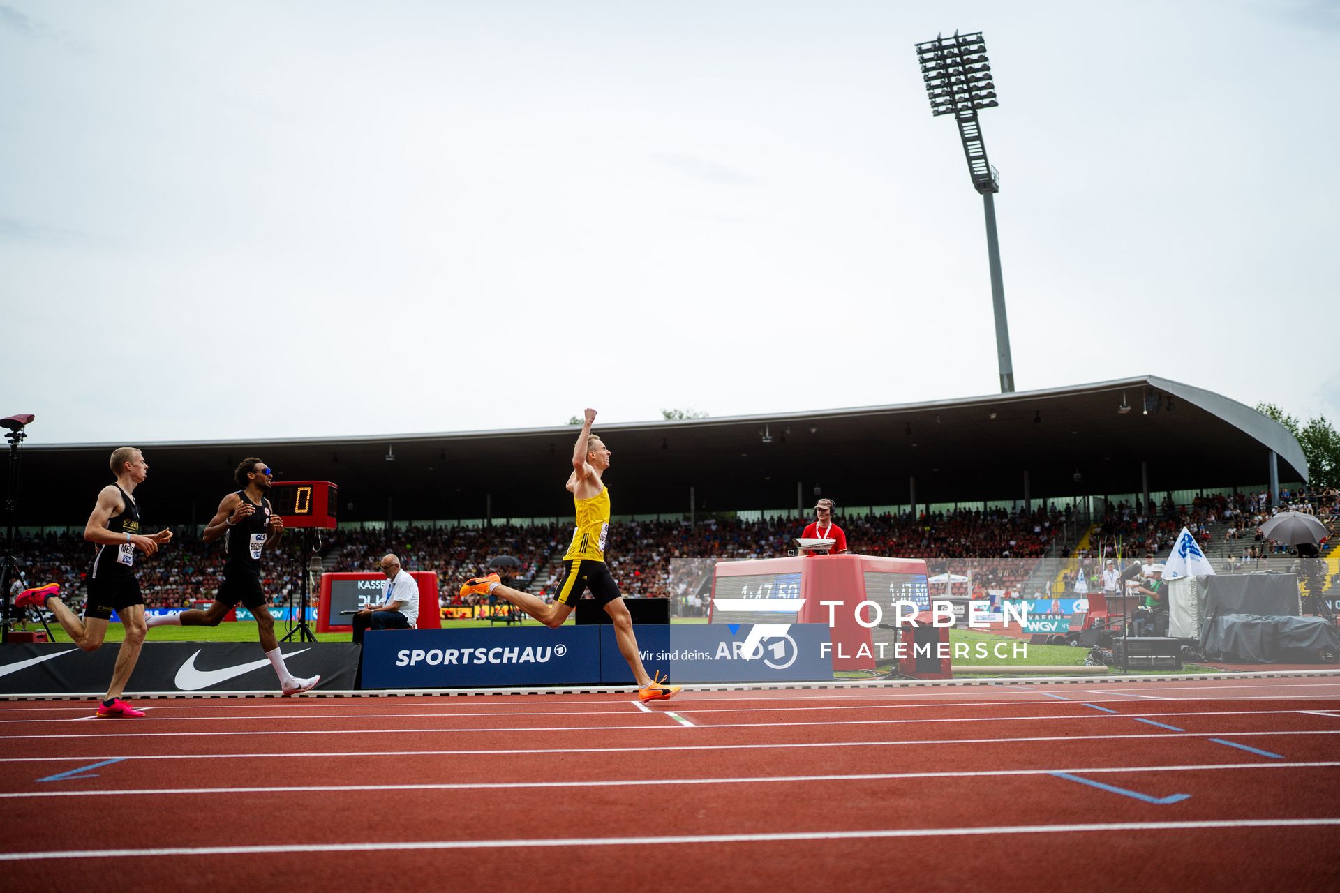 Luis Oberbeck (LG Goettingen) gewinnt die 800m während der 113. Deutschen Leichtathletik-Meisterschaften am 09.07.2023 im Auestadion in Kassel