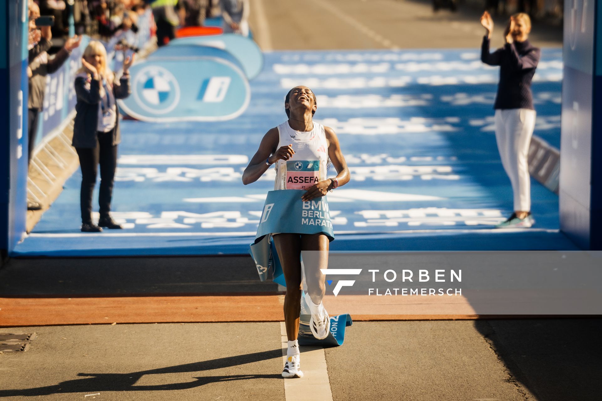 Tigst Assefa (ETH/Ethiopia) am 24.09.2023 beim Berlin Marathon in Berlin