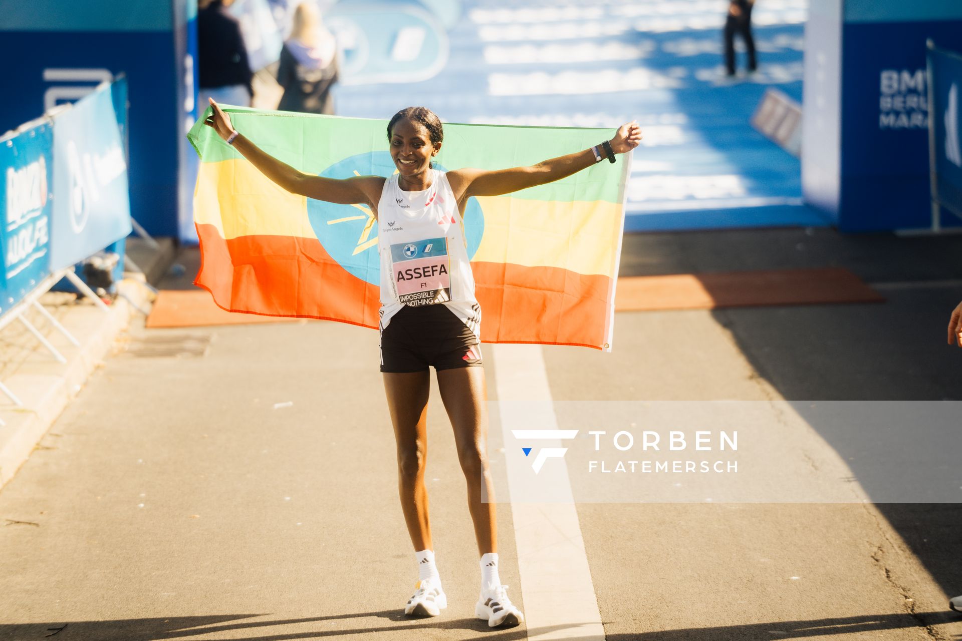 Tigst Assefa (ETH/Ethiopia) am 24.09.2023 beim Berlin Marathon in Berlin