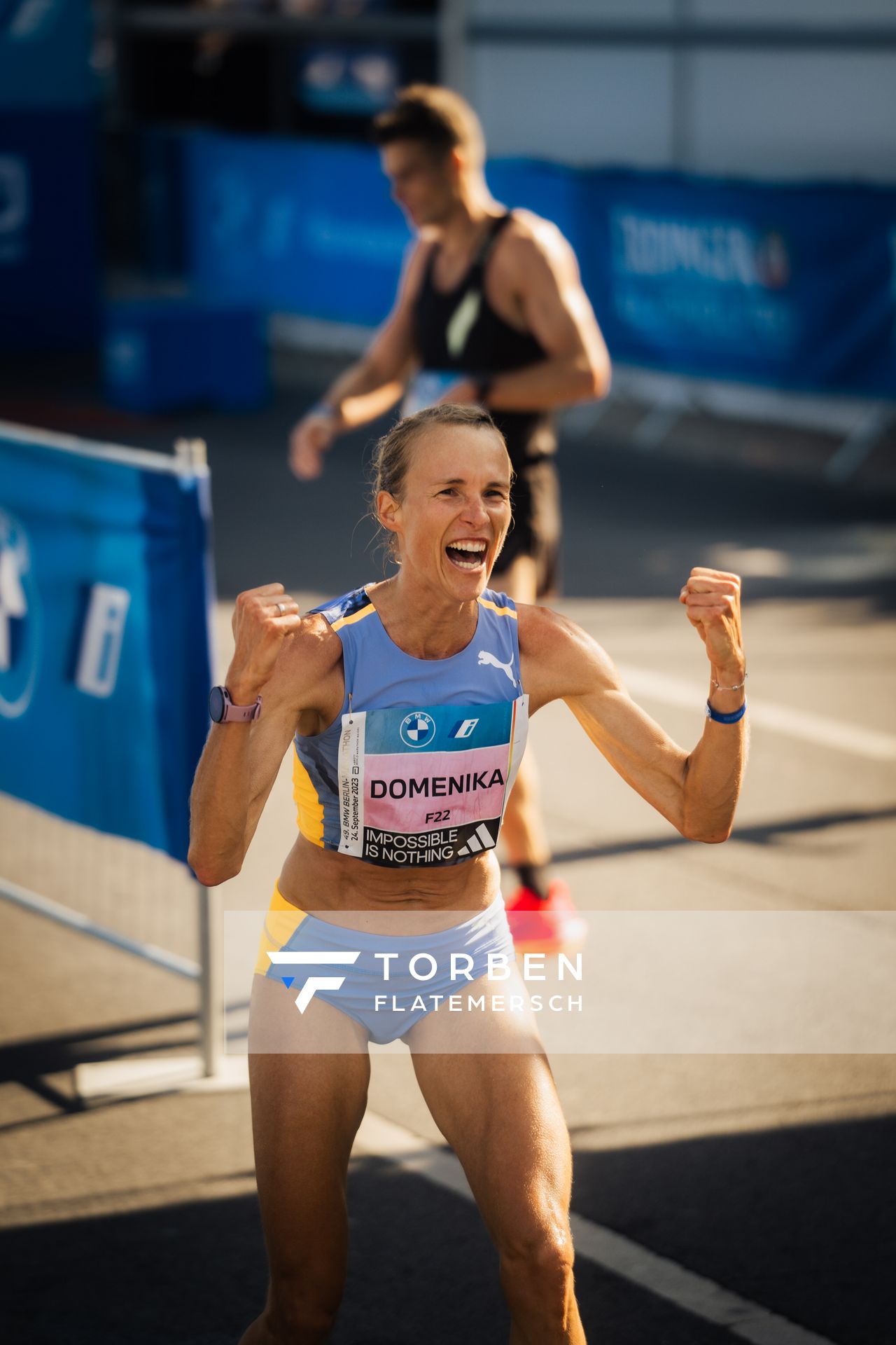 Domenika Mayer (GER/ Germany) im Ziel am 24.09.2023 beim Berlin Marathon in Berlin