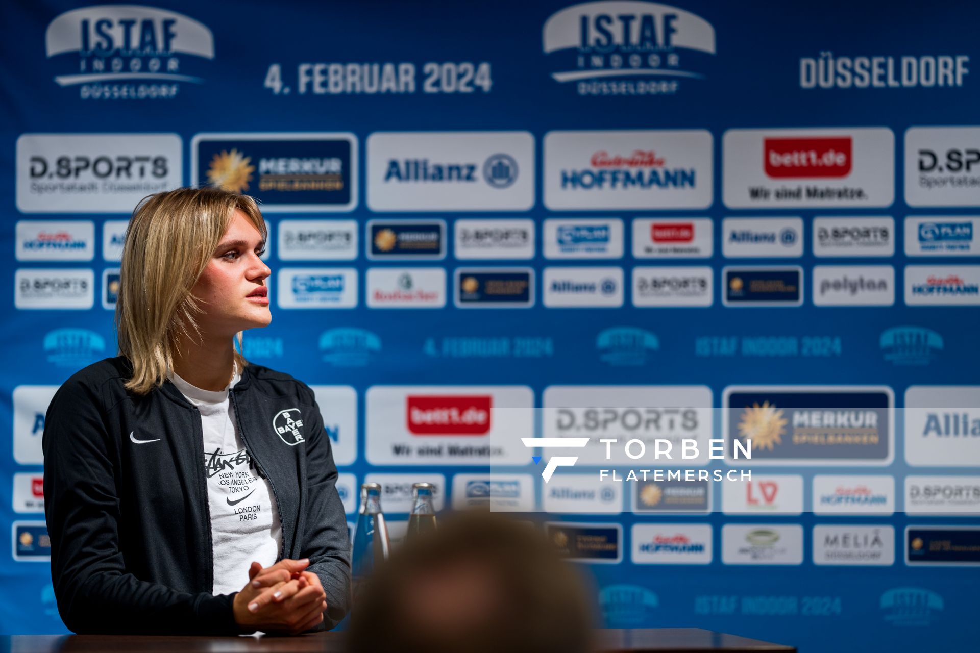 Franziska Schuster (GER) während der internationalen Pressekonferenz zum 4. ISTAF INDOOR Düsseldorf am 02.02.2024 im Meliá Hotel in Düsseldorf
