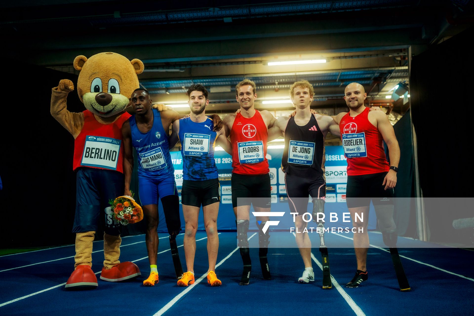 Maxcel Amo Manu (ITA/T64). Zachary Shaw (GBR/T12),Johannes Floors (GER/T62), Joel de Jong (NED/T63), Noah Bodelier (GER/T64) beim 4. ISTAF INDOOR Düsseldorf am 04.02.2024 im PSD Bank Dome in Düsseldorf