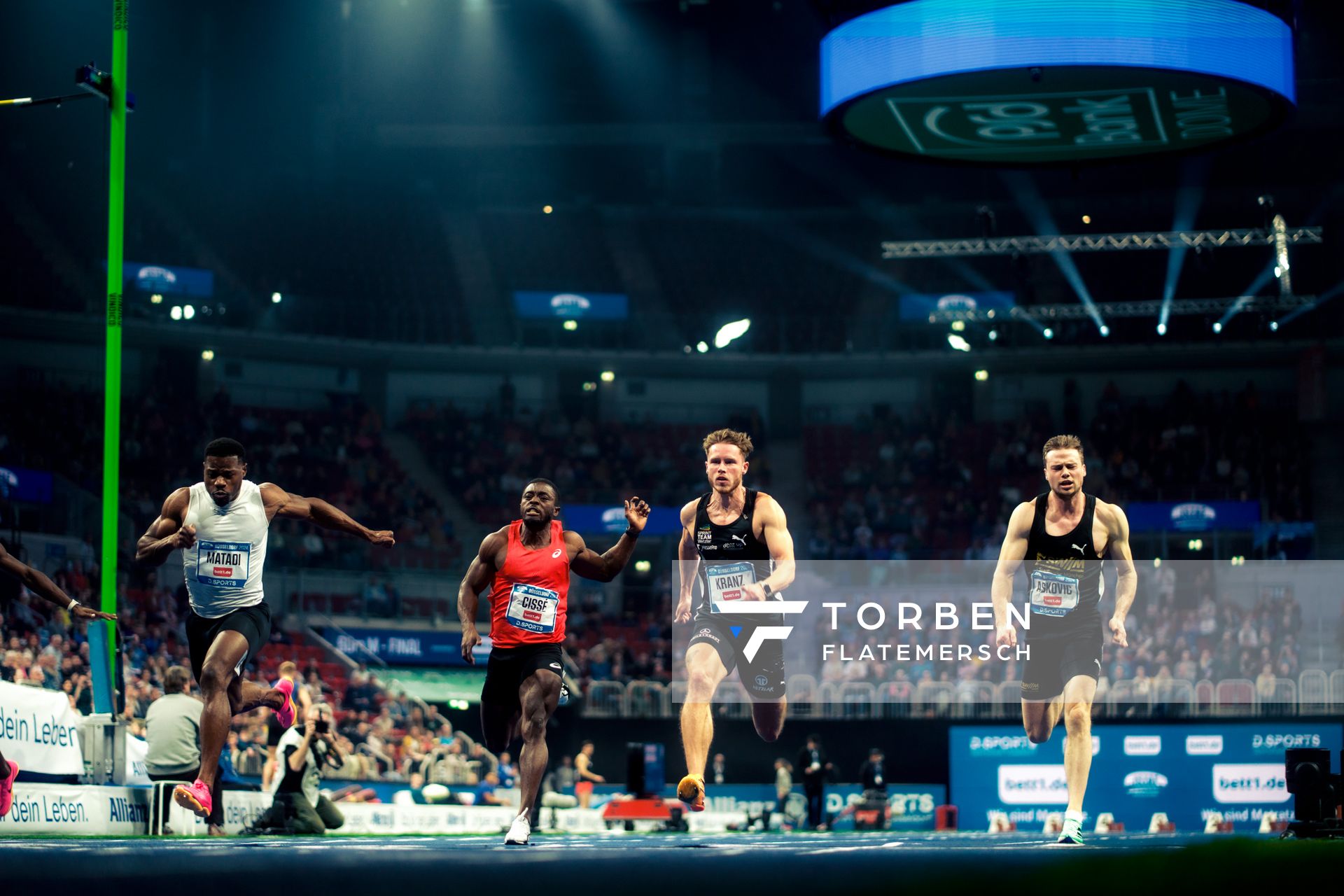 Emmanuel Matadi (LBR), Arthur Gue Cisse (CIV), Kevin Kranz (GER/Sprintteam Wetzlar), Aleksandar Askovic (GER/LG Stadtwerke München)  beim 4. ISTAF INDOOR Düsseldorf am 04.02.2024 im PSD Bank Dome in Düsseldorf