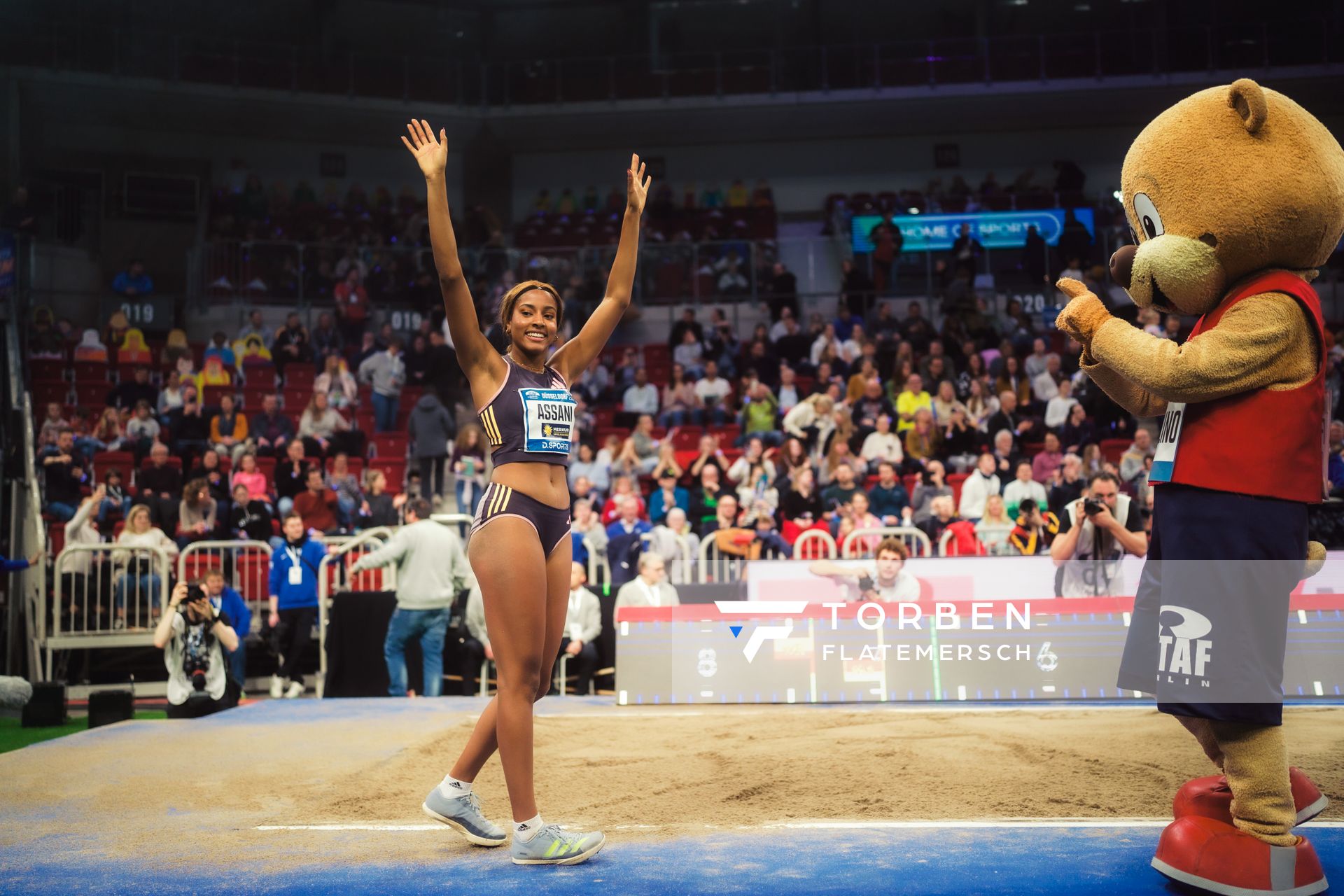 Mikaelle Assani (GER/SCL Heel Baden-Baden) im Weitsprung beim 4. ISTAF INDOOR Düsseldorf am 04.02.2024 im PSD Bank Dome in Düsseldorf