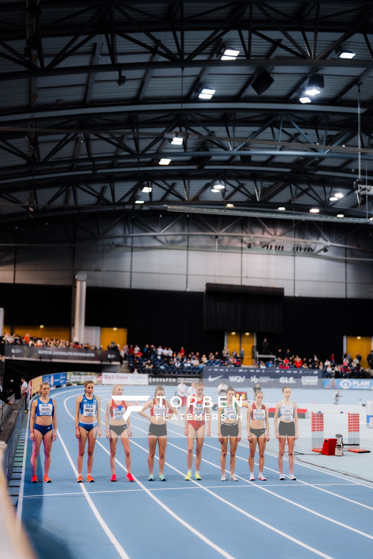 Nele Weßel (TV Waldstraße Wiesbaden), Verena Meisl (TV Wattenscheid 01), Linda Wrede (TSV Bayer 04 Leverkusen), Jana Schlüsche (VfL Eintracht Hannover), Amelie Klug (TSV Bayer 04 Leverkusen), Tsambika Jäger (LV Pliezhausen 2012), Sarah Köcher (Königsteiner LV), Emily Junginger (VfL Sindelfingen) am 17.02.2024 während den 71. Deutschen Leichtathletik-Hallenmeisterschaften in der QUARTERBACK Immobilien ARENA in Leipzig
